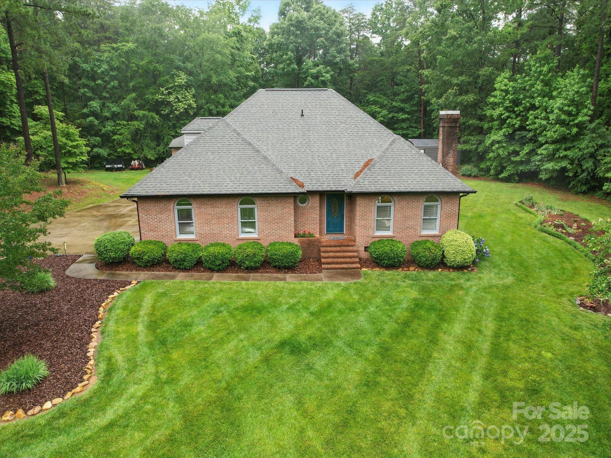 Stanley, NC 28164,733 Killian RD