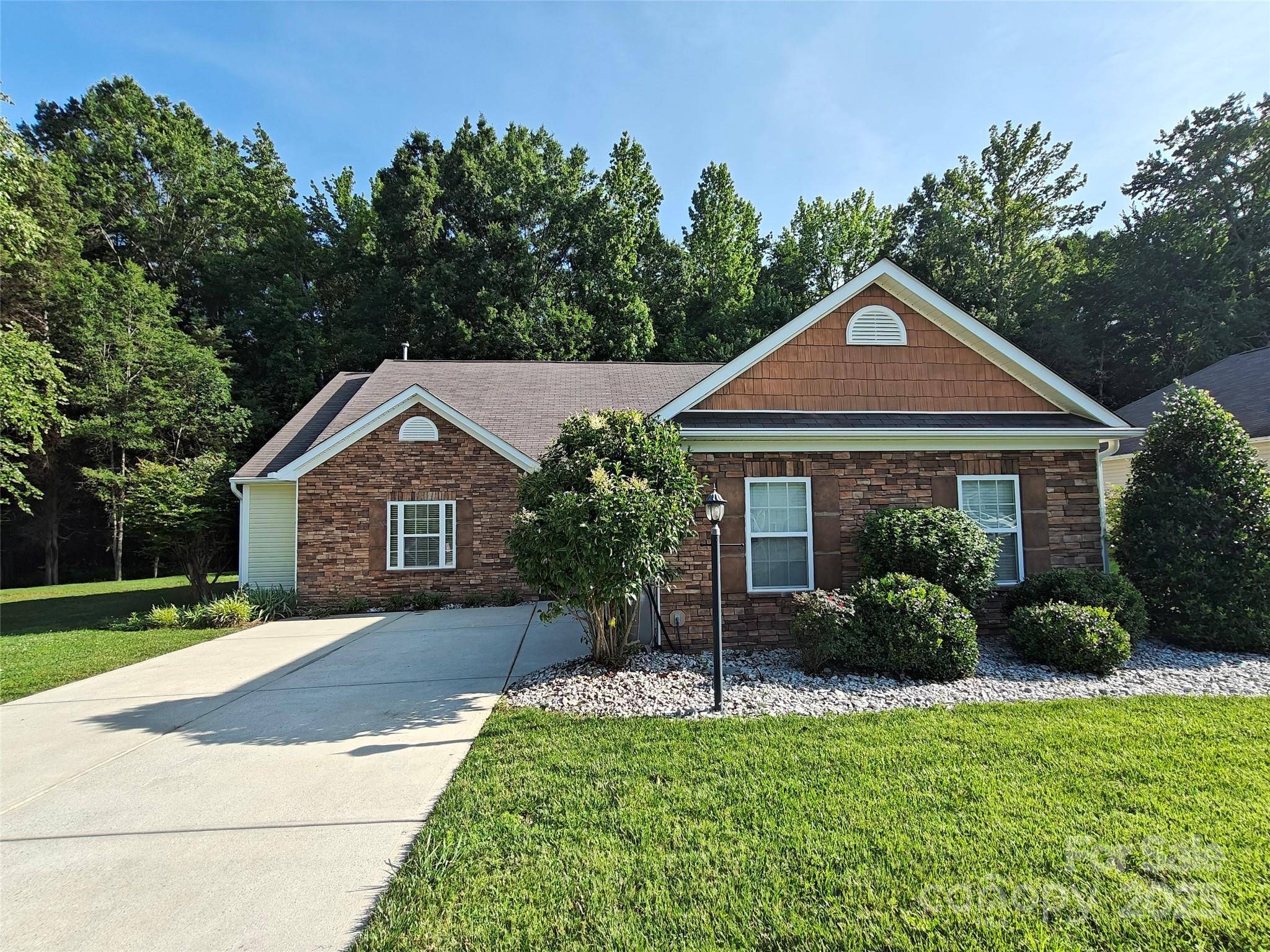 Salisbury, NC 28146,509 Settlers Grove LN
