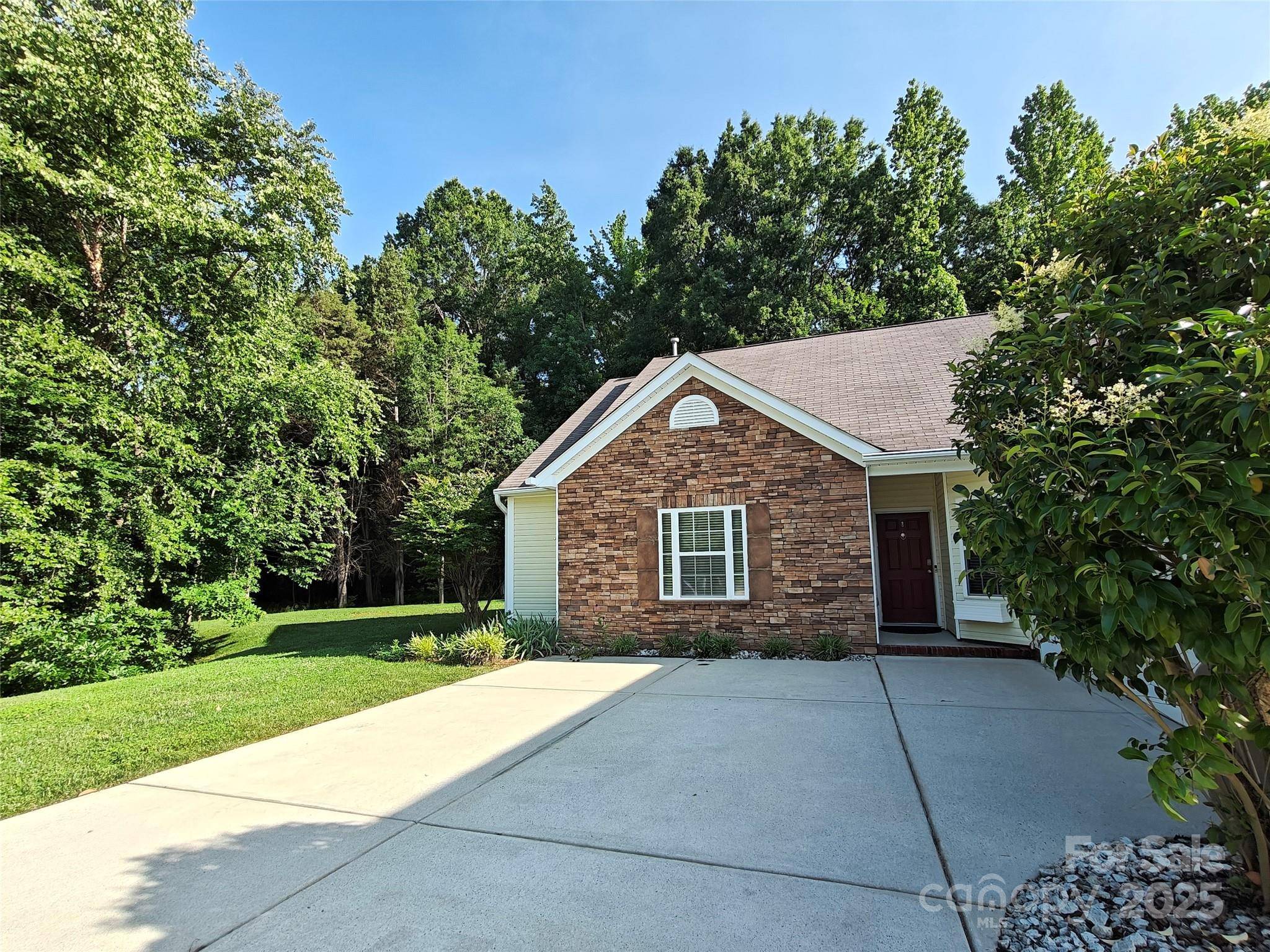 Salisbury, NC 28146,509 Settlers Grove LN