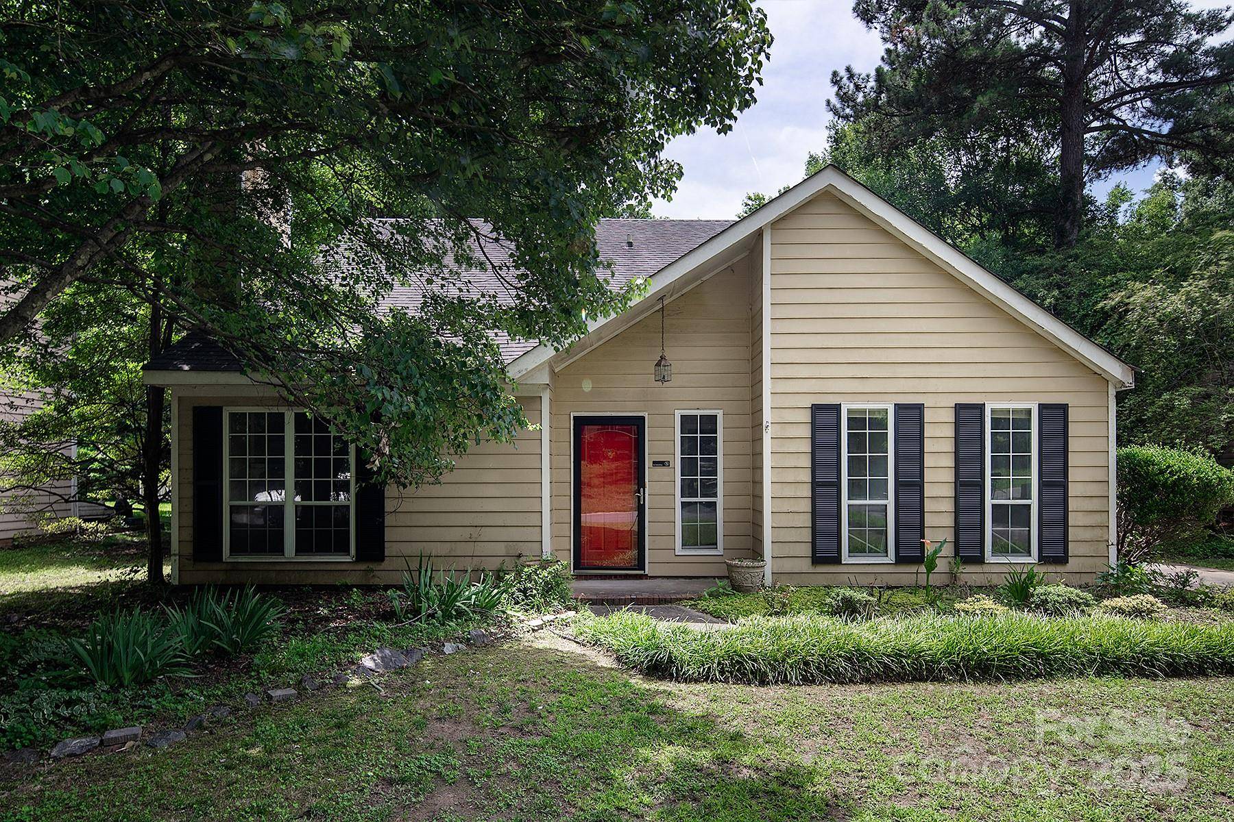 Charlotte, NC 28270,8618 Rittenhouse CIR