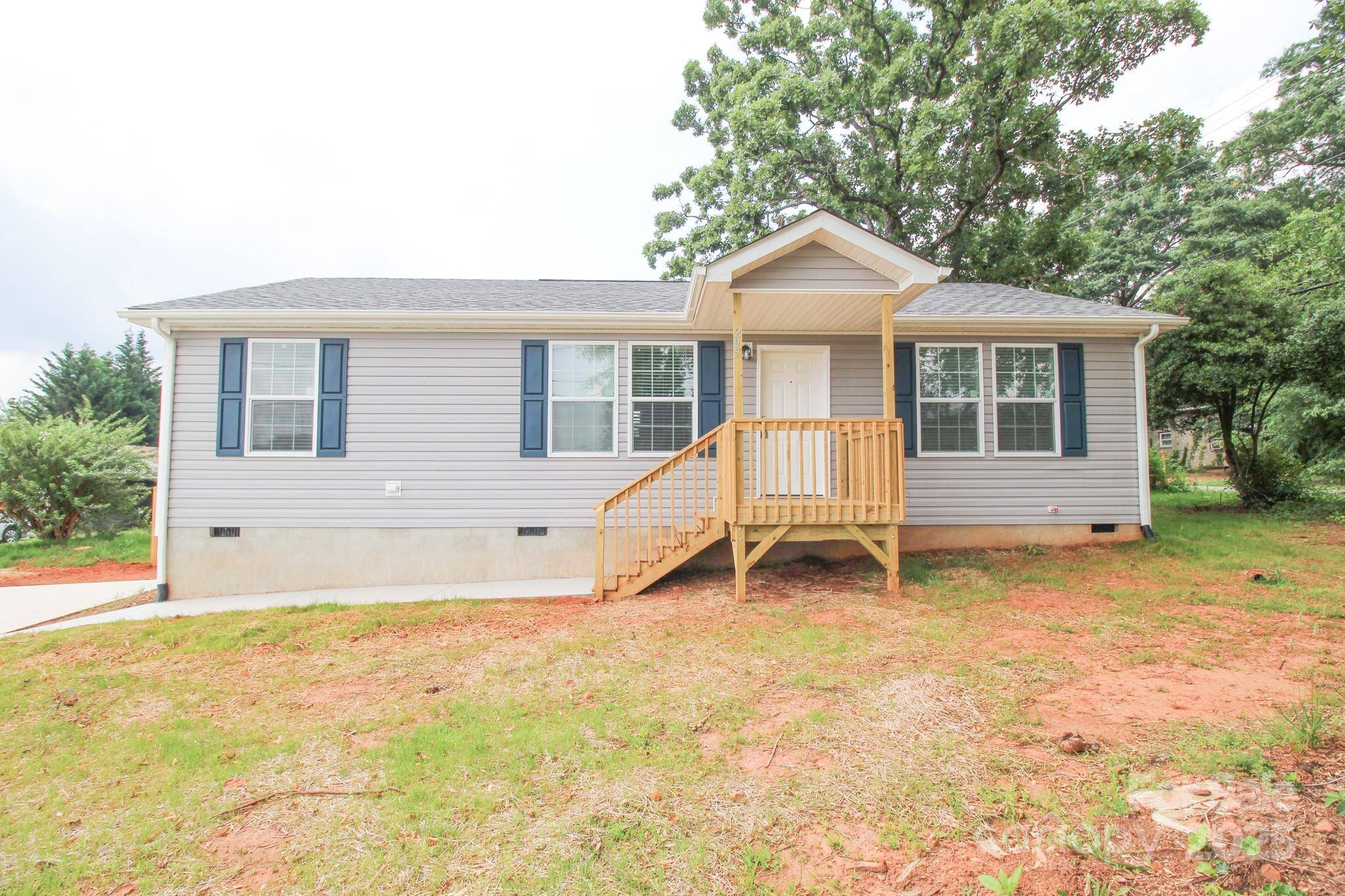 Morganton, NC 28655,205 Church ST
