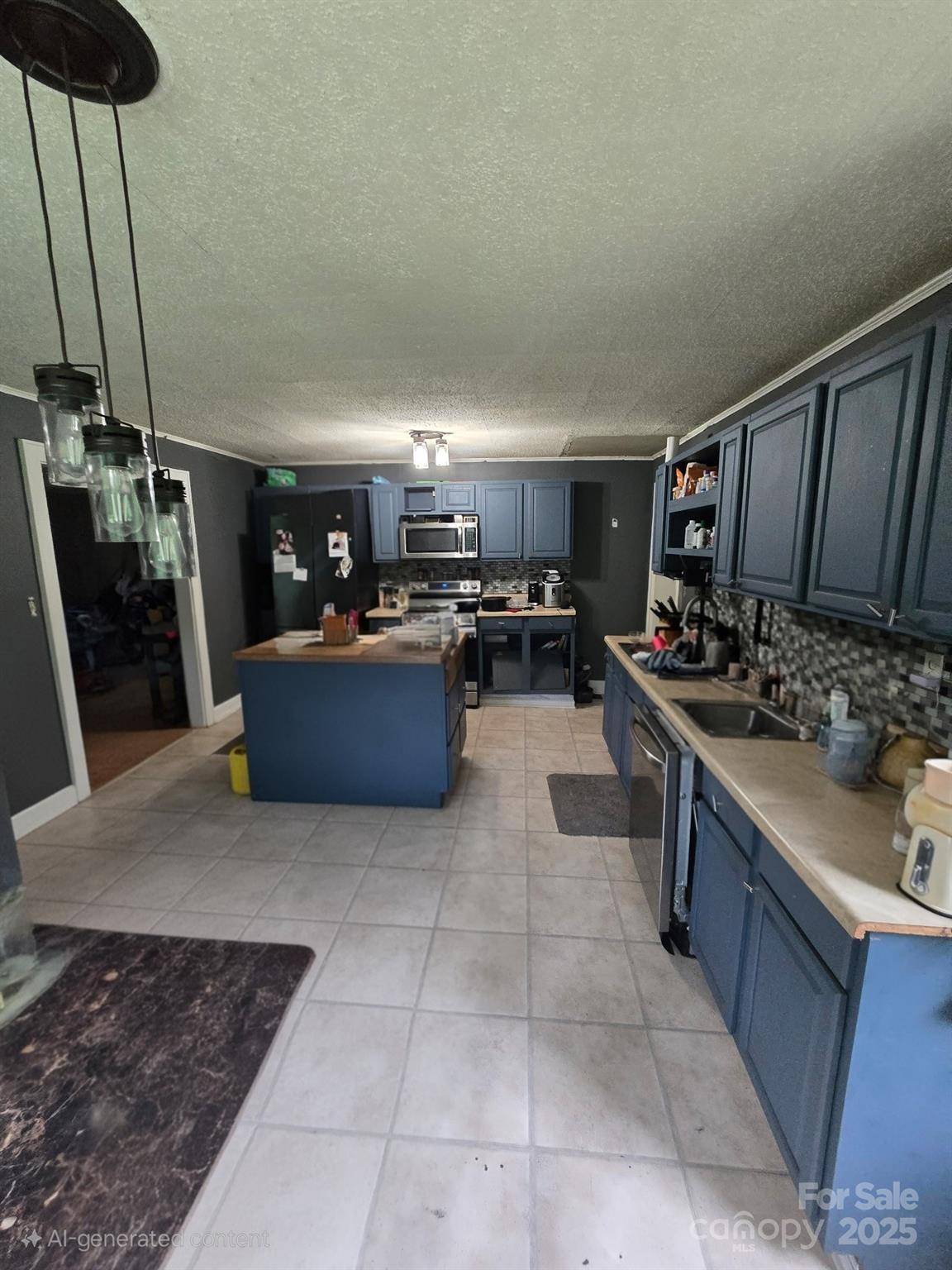 Marion, NC 28752,60 Zion Hill RD