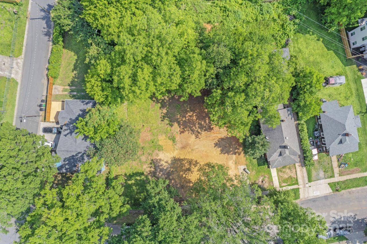 Charlotte, NC 28216,2409 Booker AVE