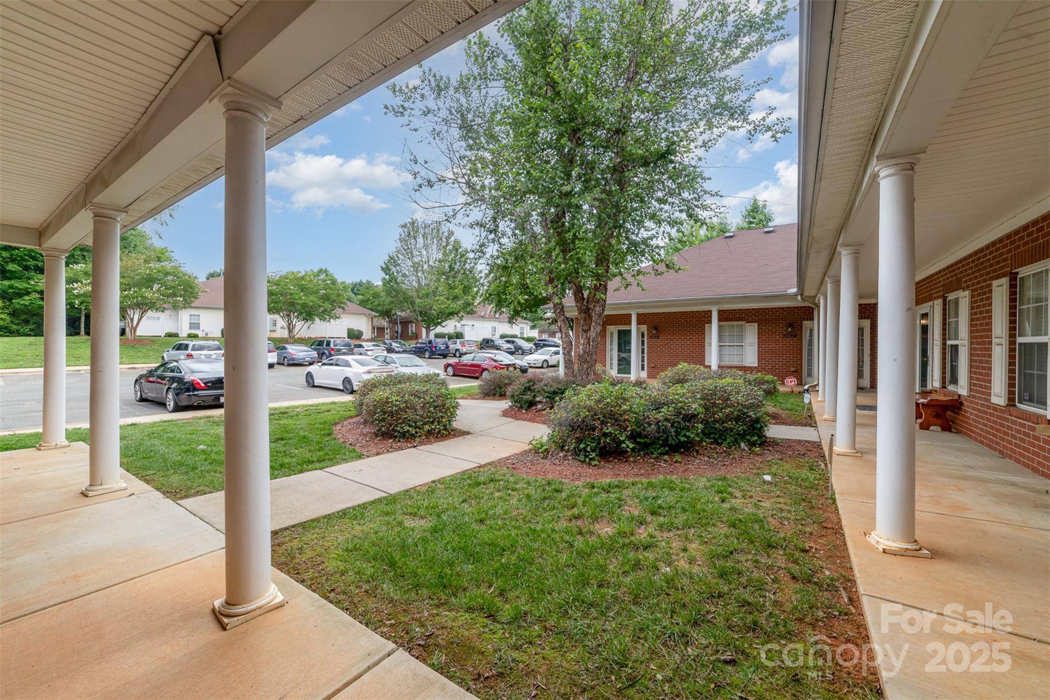 Charlotte, NC 28262,7012 Somerset Springs DR #E