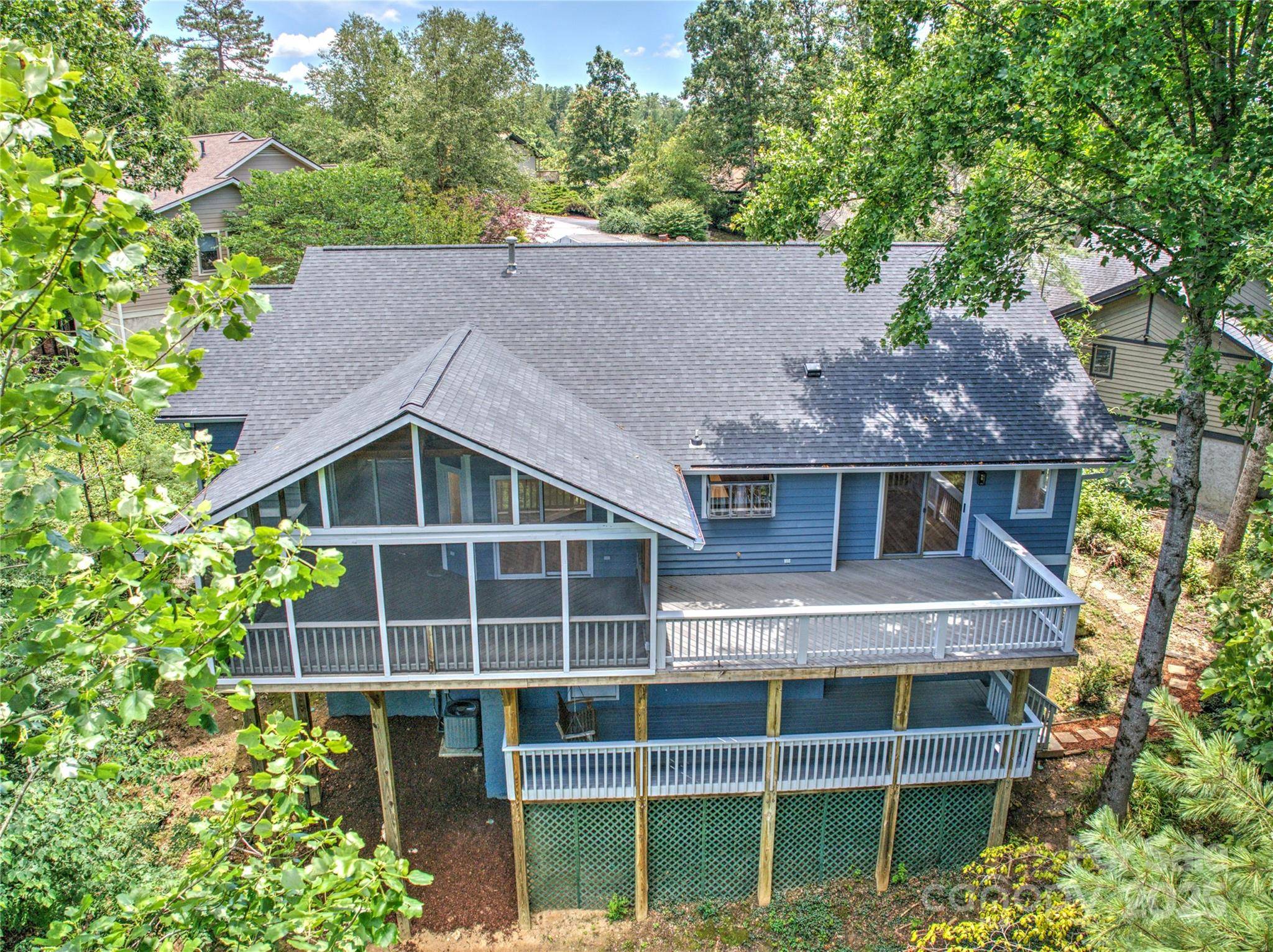Asheville, NC 28804,15 Josie LN
