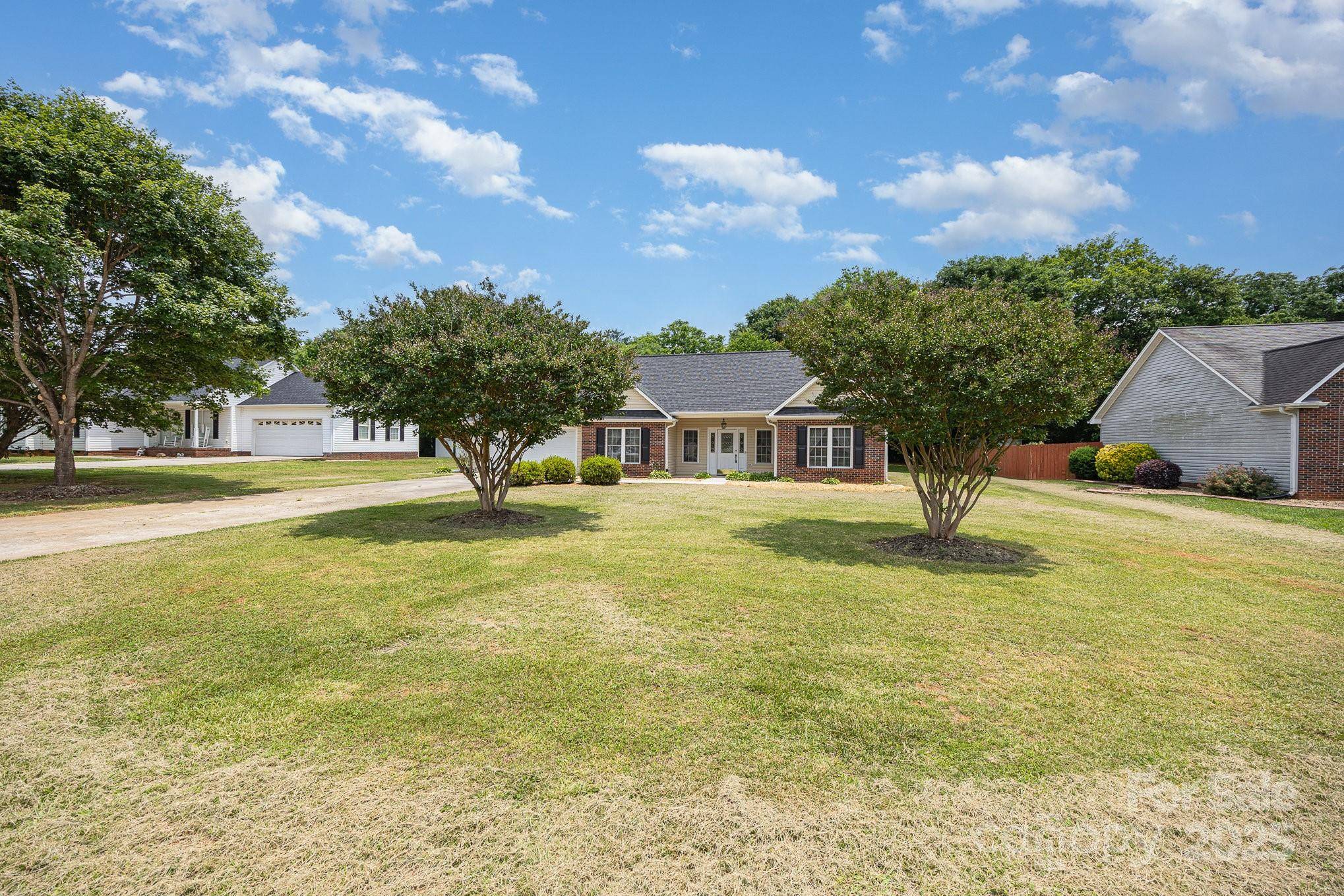 Mocksville, NC 27028,169 Charleston Ridge DR