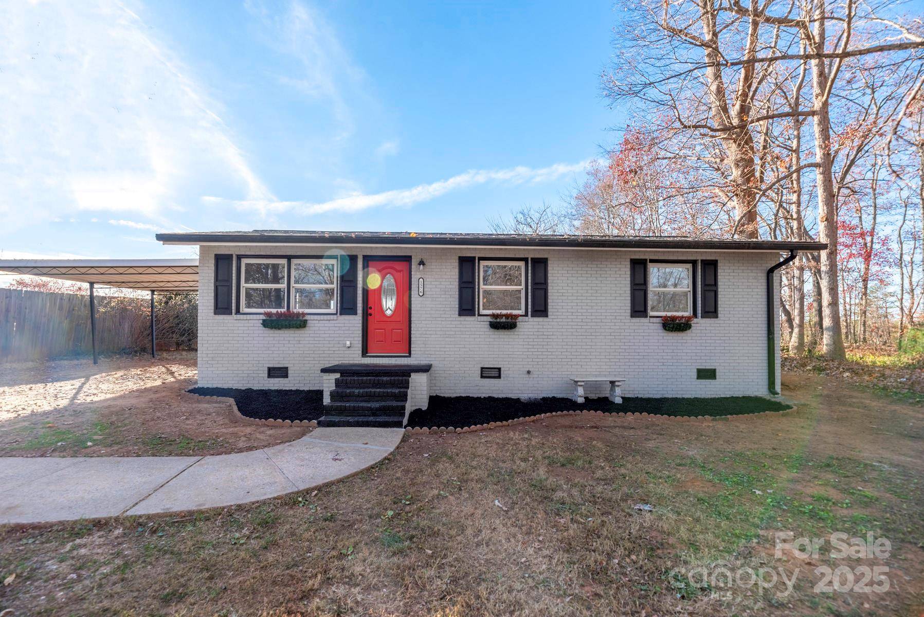 Statesville, NC 28625,509 Eastside DR
