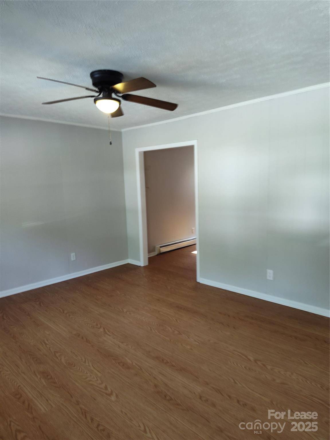Hudson, NC 28638,339 Laurel ST