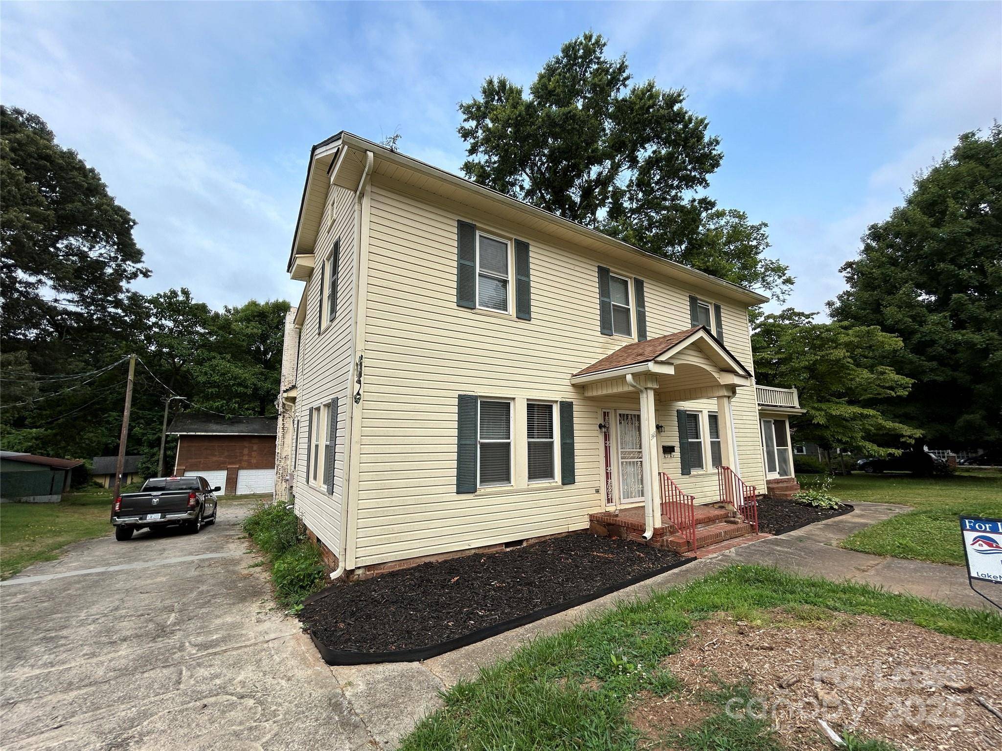 Mooresville, NC 28115,348 W Mclelland AVE