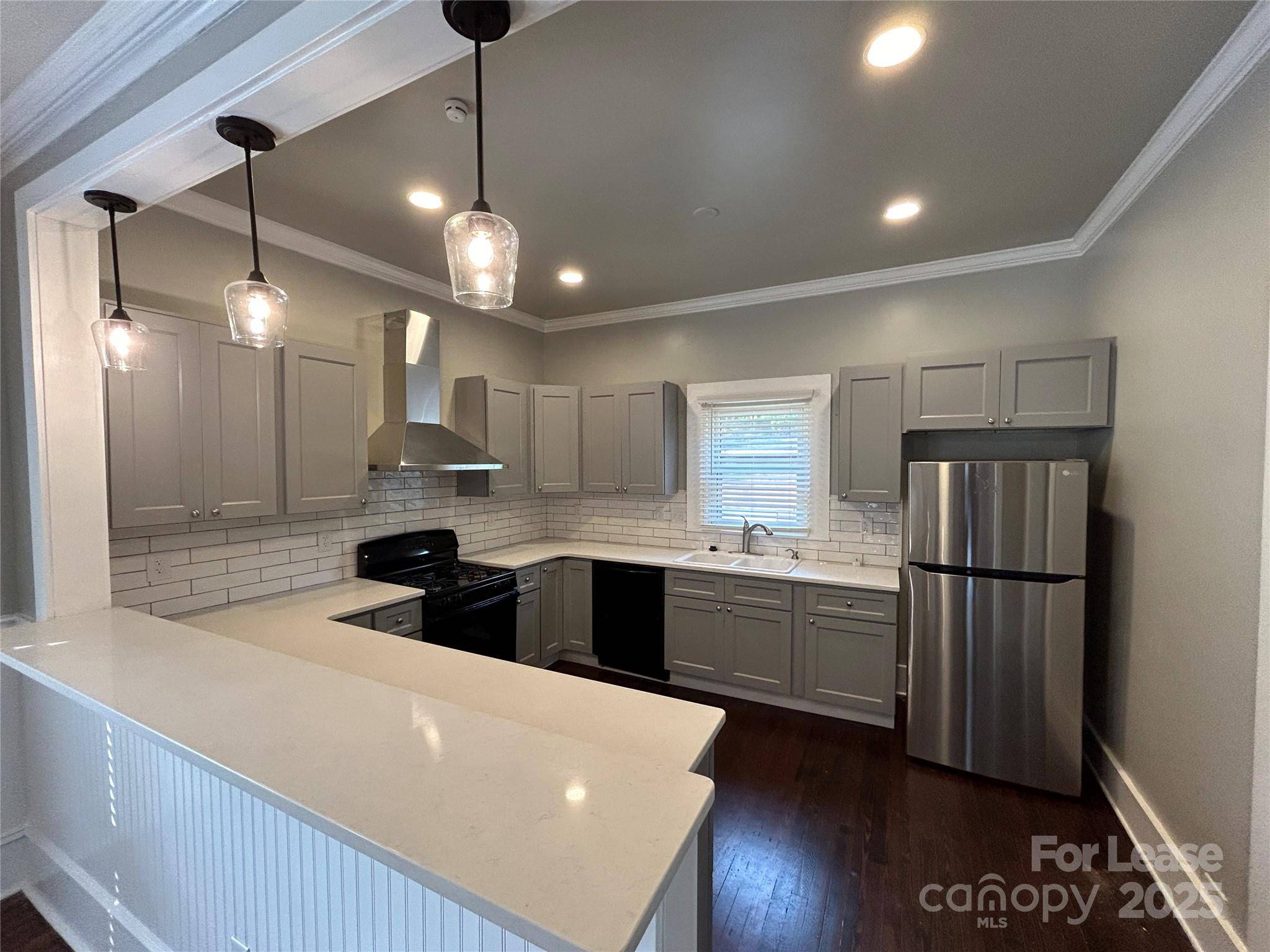 Mooresville, NC 28115,348 W Mclelland AVE