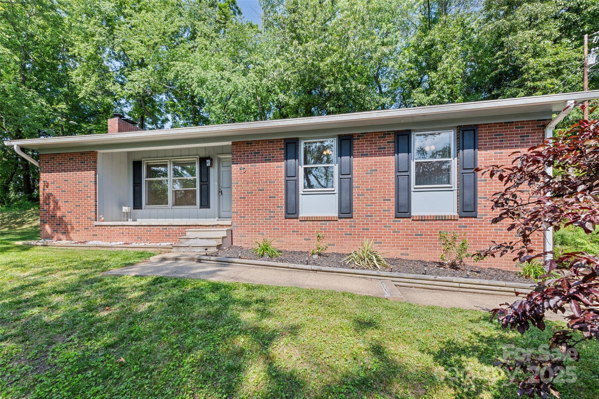 Canton, NC 28716,40 Autumn ST
