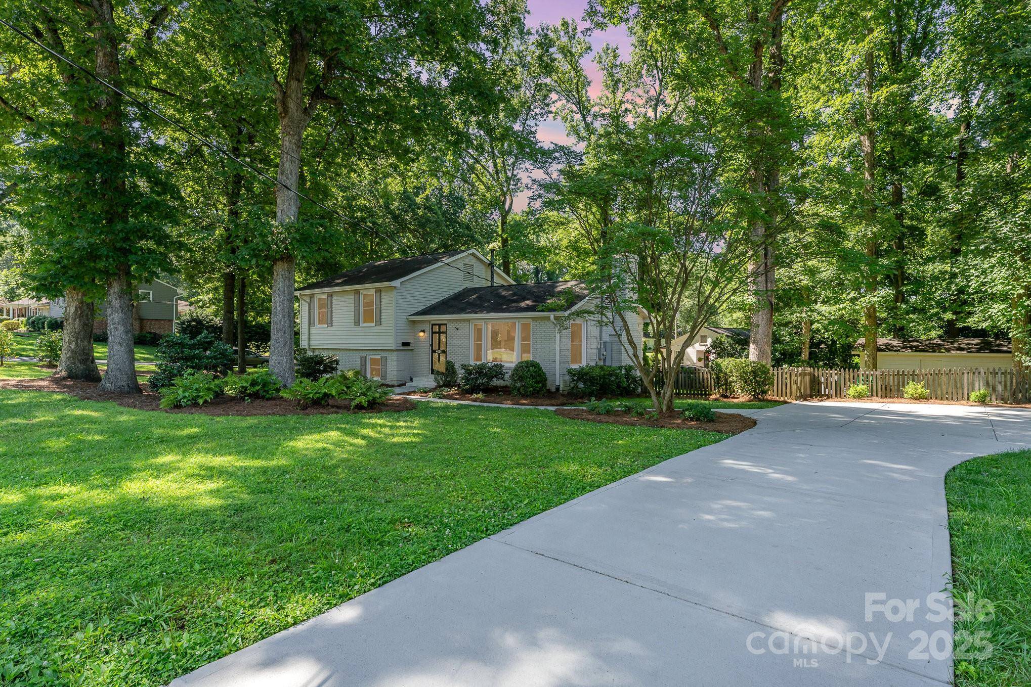 Charlotte, NC 28210,4014 Sulkirk RD