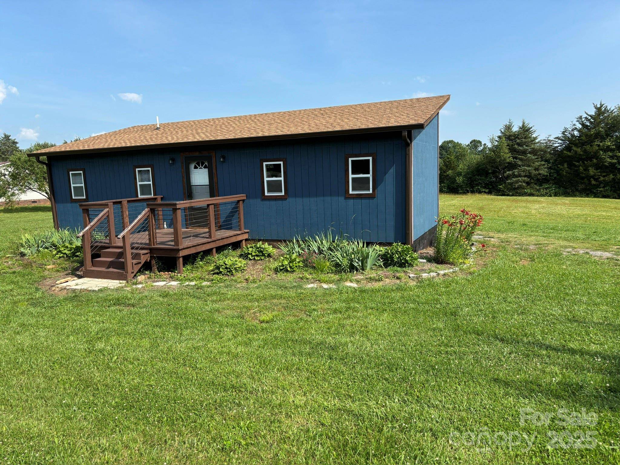 Stony Point, NC 28678,490 County Line RD