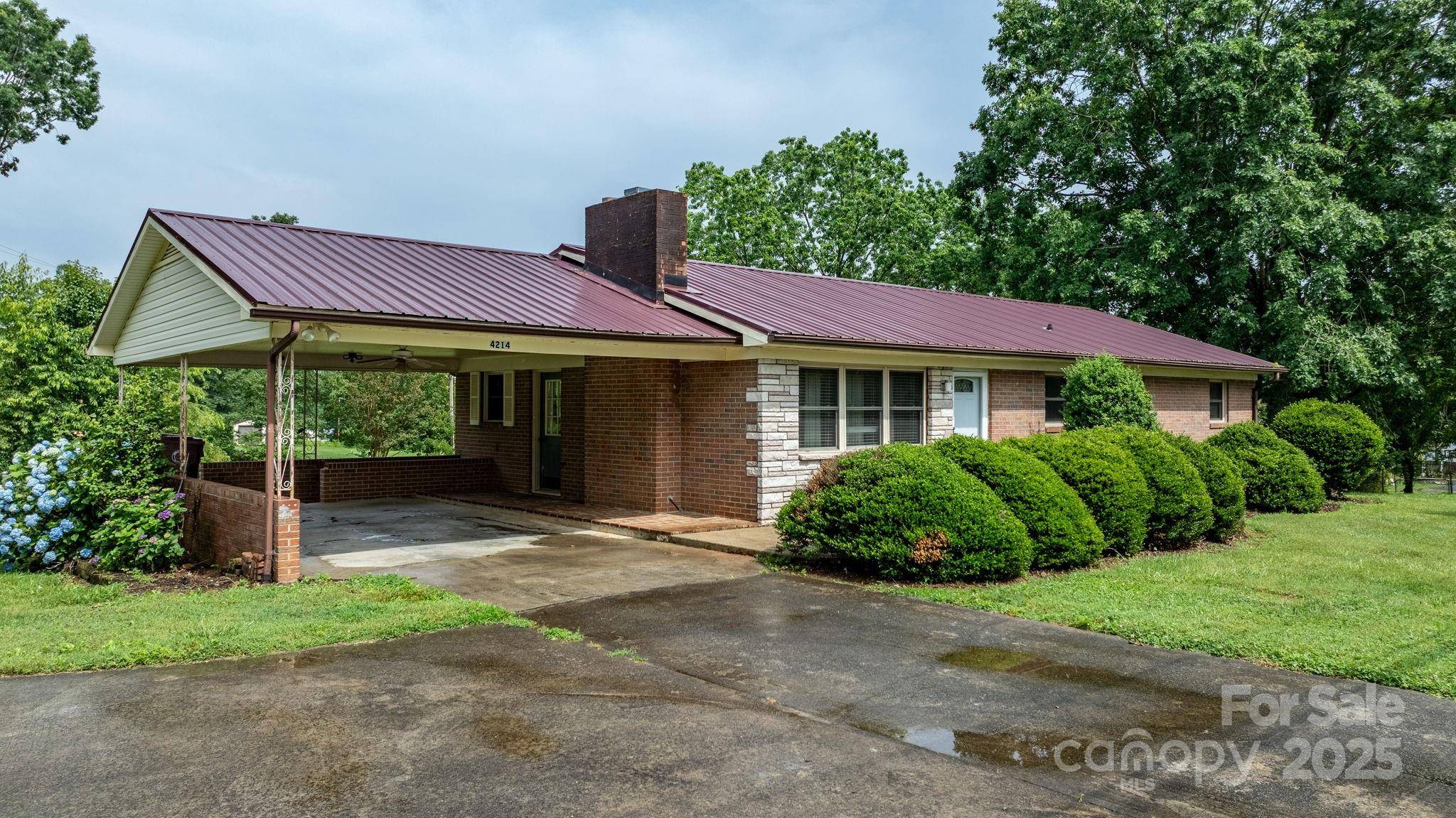 Hudson, NC 28638,4214 Horseshoe Bend RD