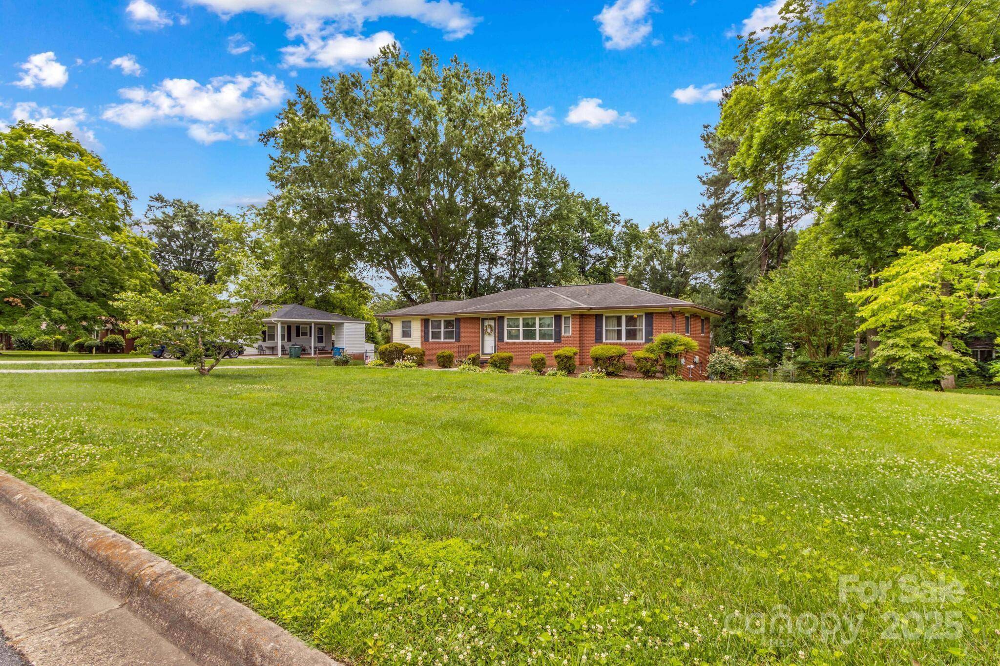 Salisbury, NC 28144,1321 Arbor DR