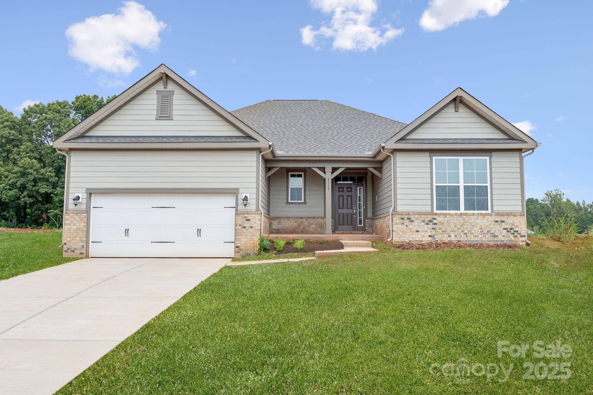 Maiden, NC 28650,3315 Meadow Wood CT