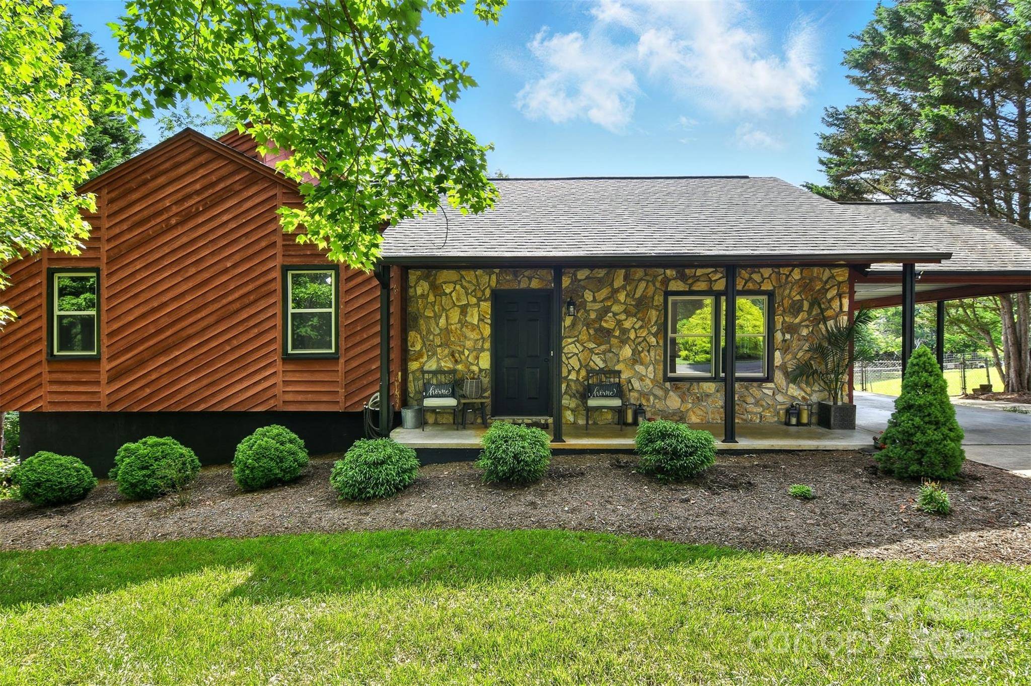 Granite Falls, NC 28630,5378 Westwood DR