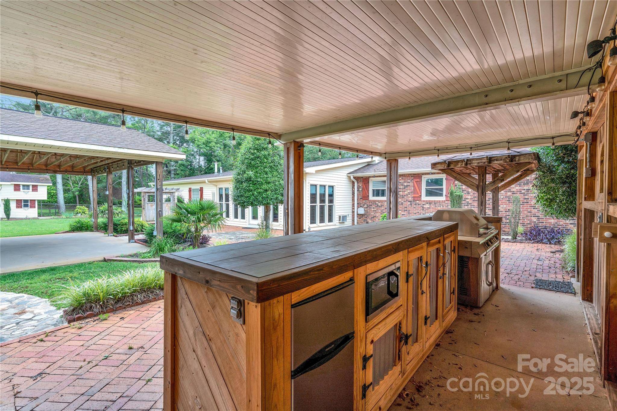 Chesnee, SC 29323,268 Margate CIR