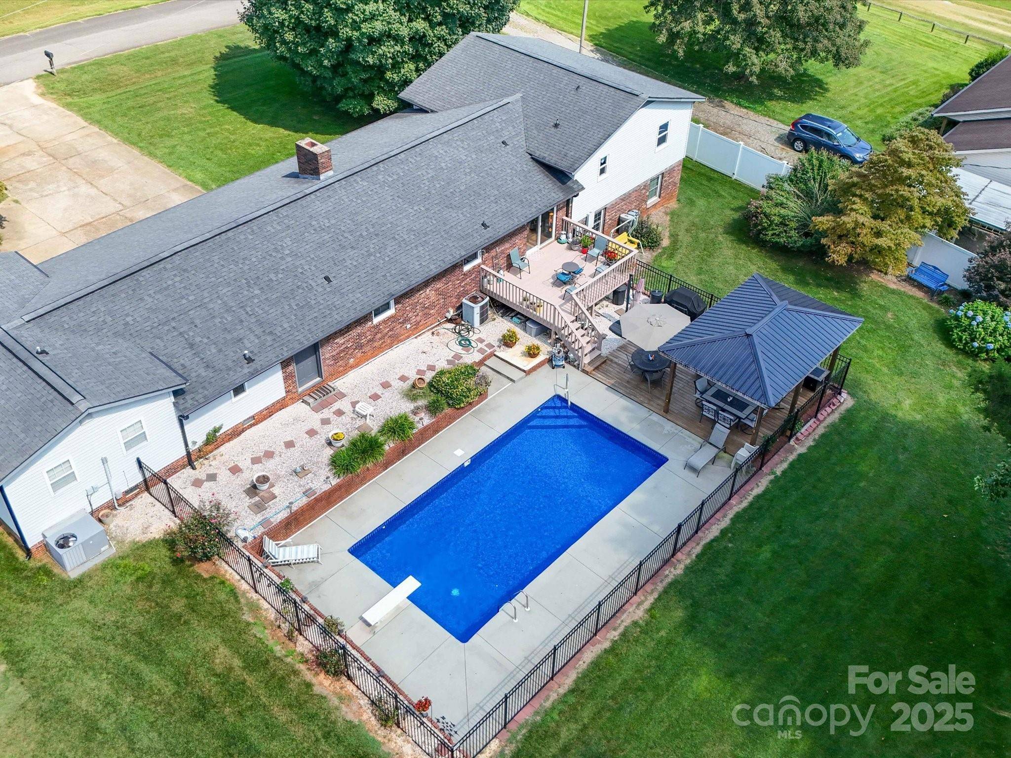 Statesville, NC 28677,3509 Flint DR