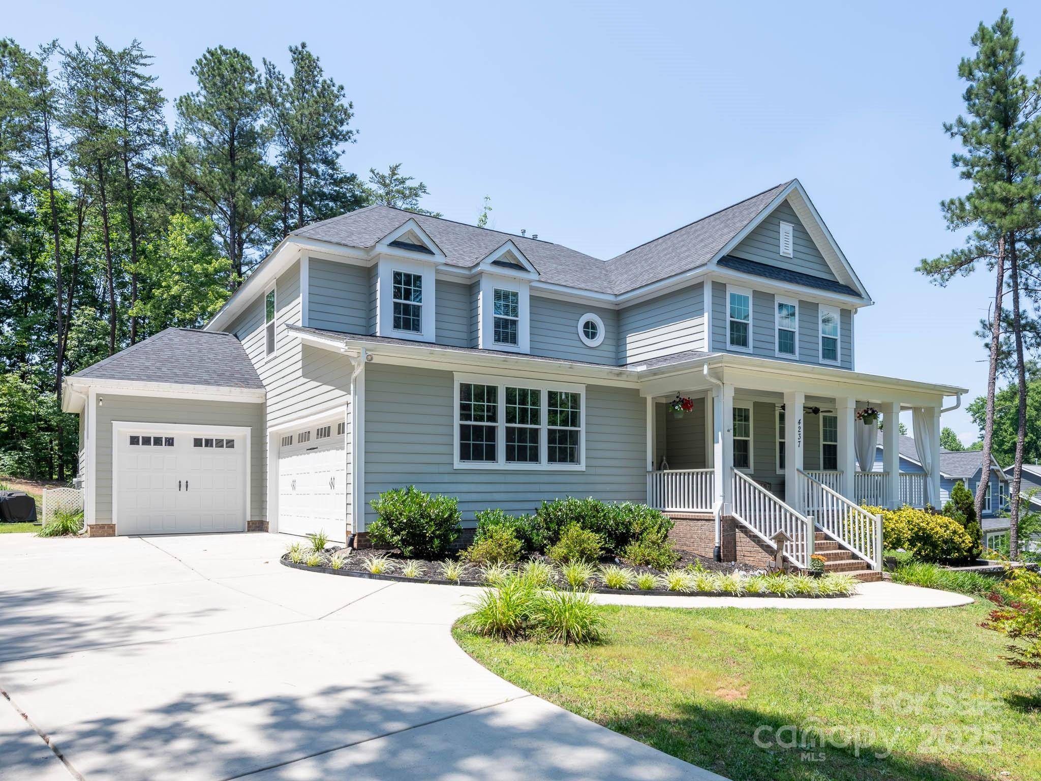 Denver, NC 28037,4237 Island Fox LN