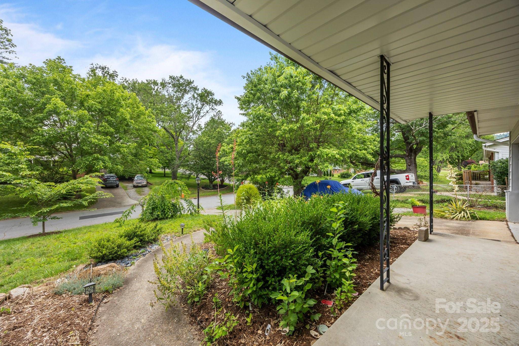 Arden, NC 28704,20 Summit DR