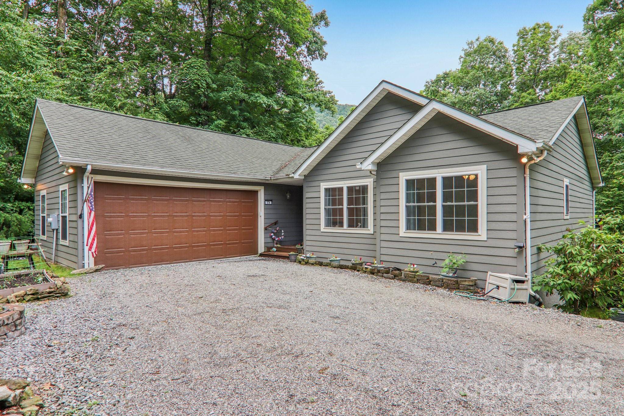 Waynesville, NC 28785,574 Appaloosa TRL