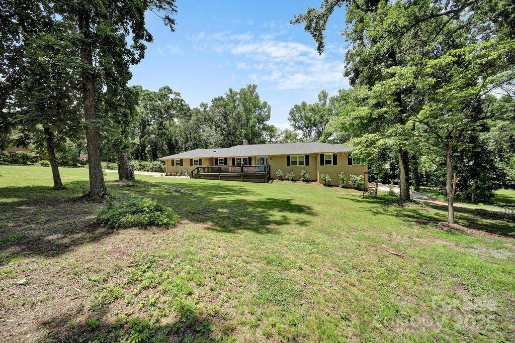 Rock Hill, SC 29732,926 Meadow Lakes RD