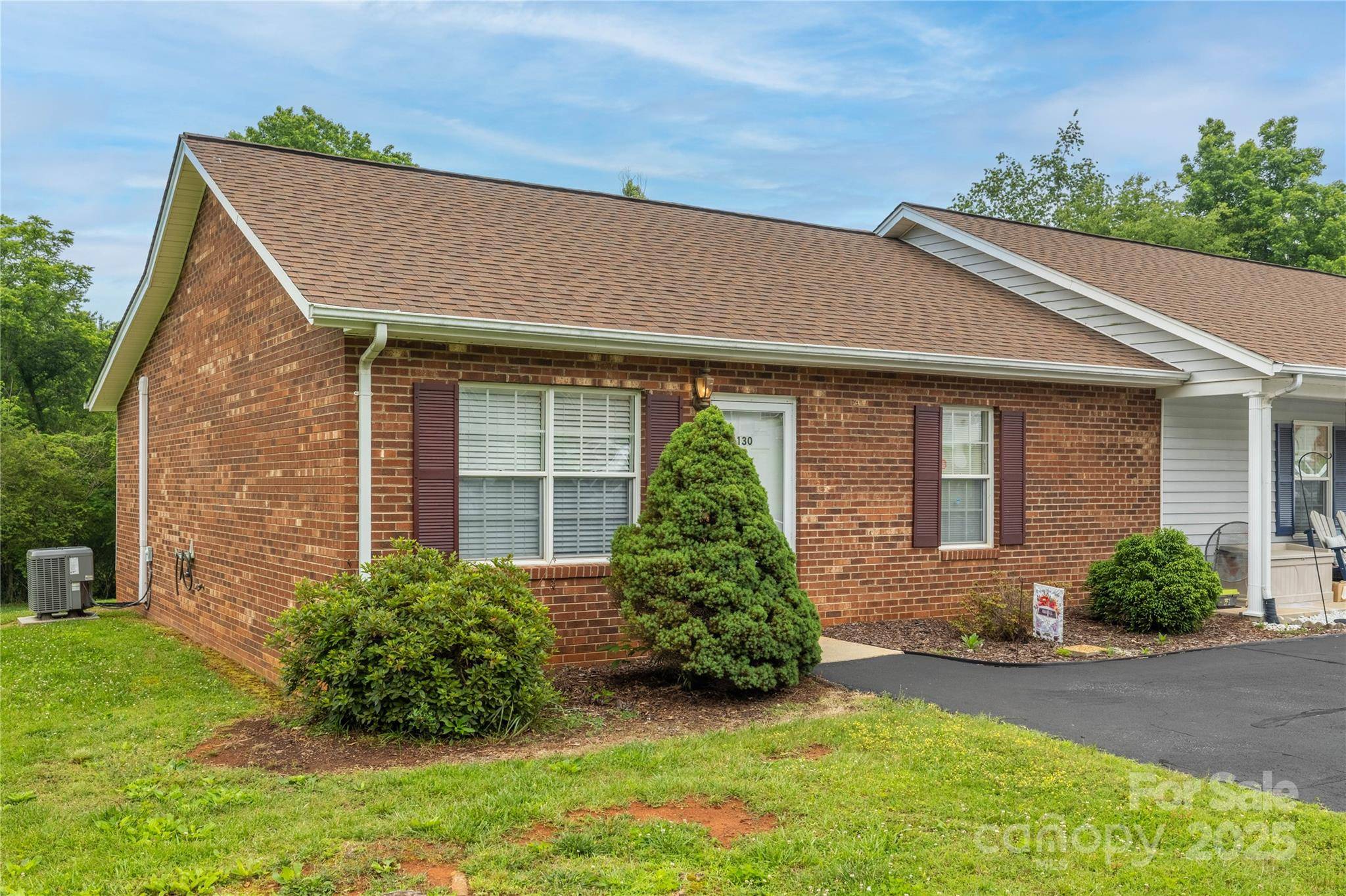 Hickory, NC 28601,130 24th ST NW