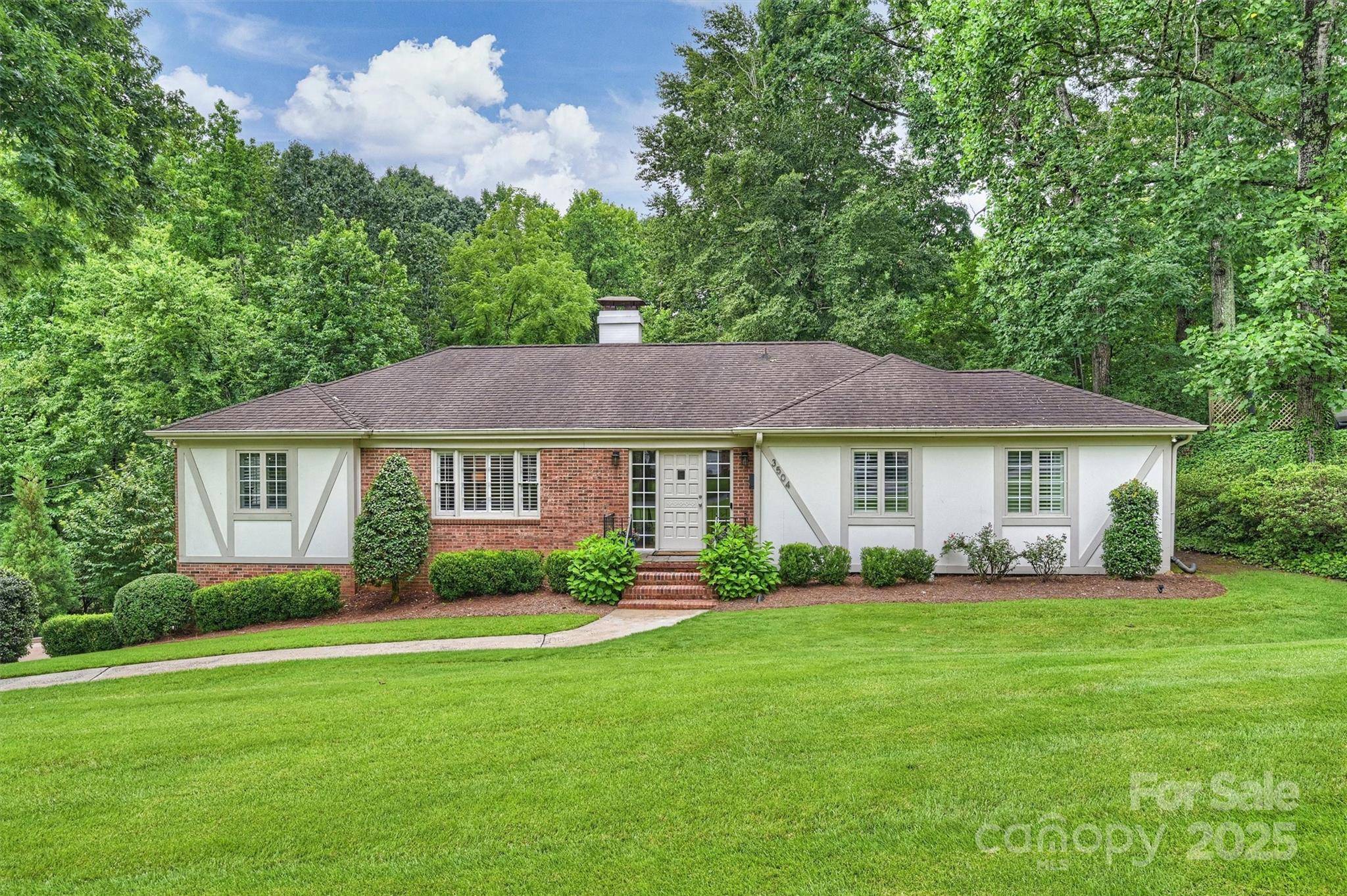 Charlotte, NC 28210,3504 Mountainbrook RD
