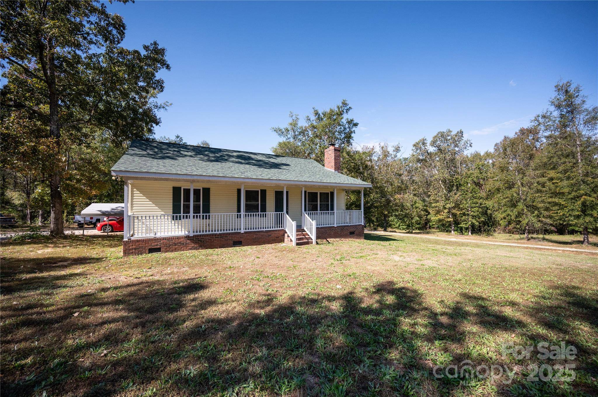 Hickory Grove, SC 29717,3330 Clinzo Feemster RD