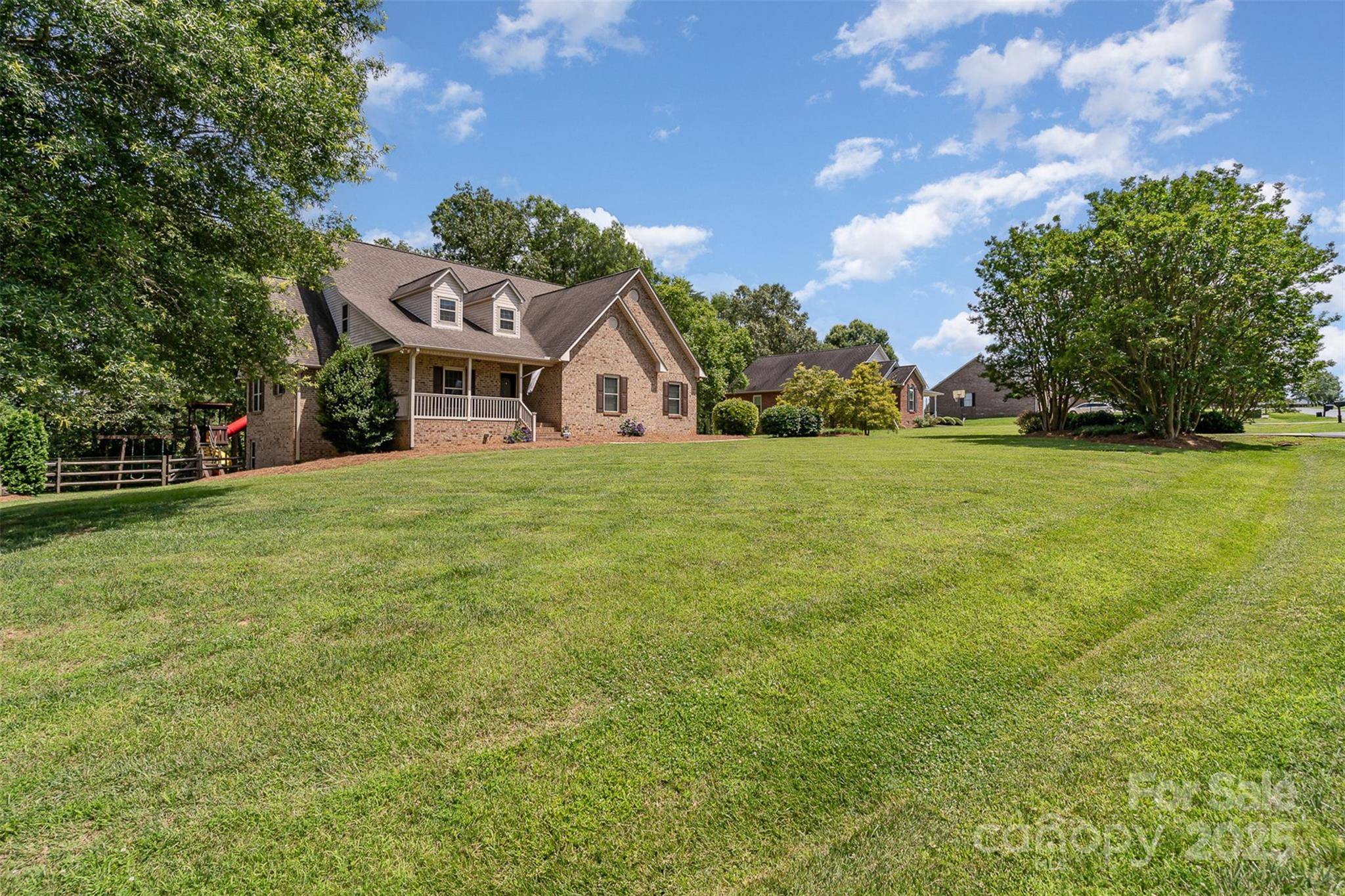 Rockwell, NC 28138,135 Oak Creek DR
