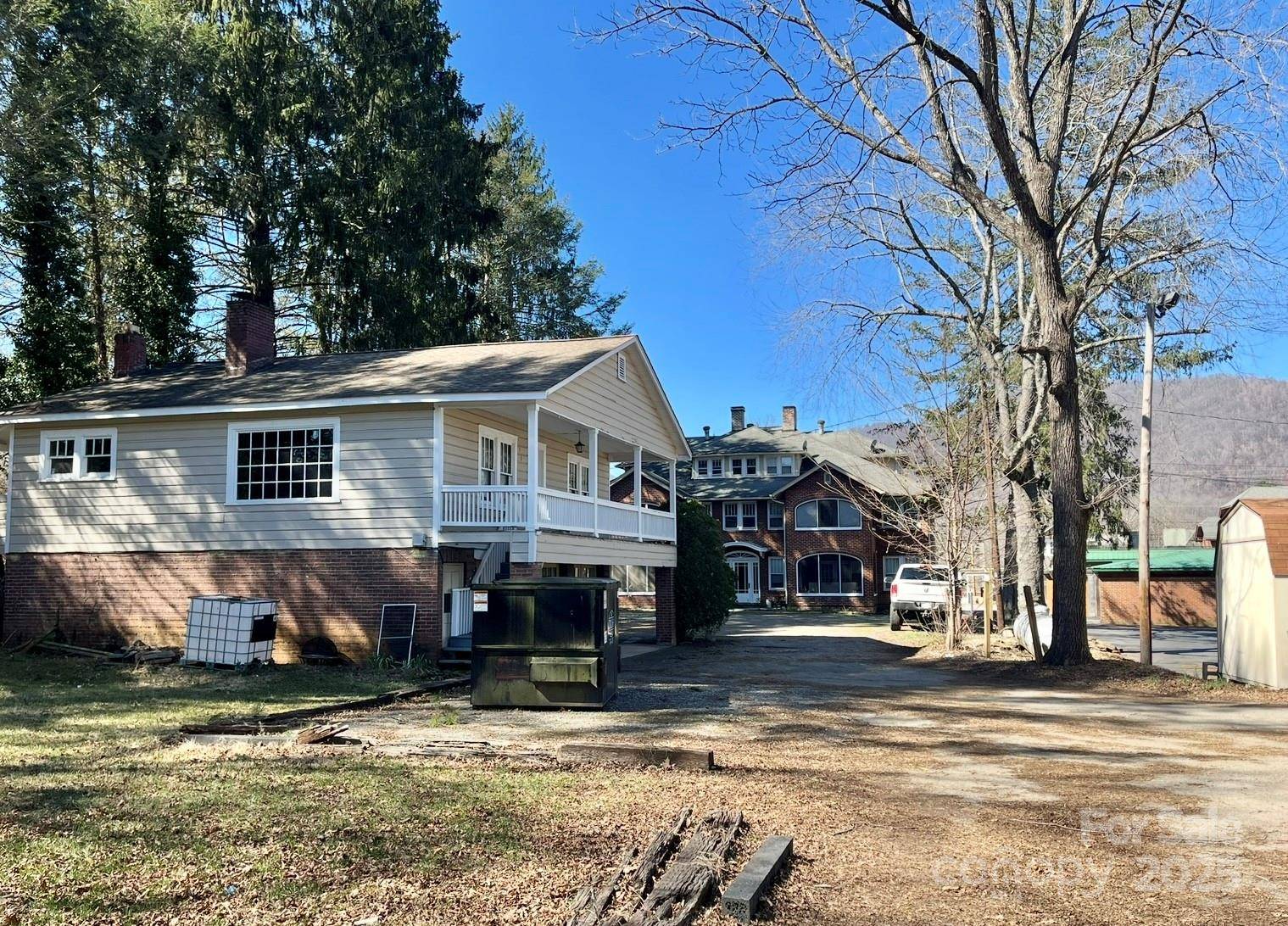 Waynesville, NC 28786,38 Hazel ST