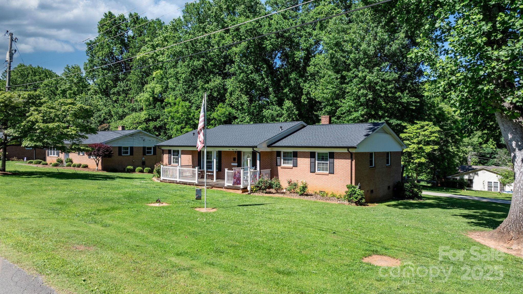 Gastonia, NC 28054,135 Burton Hills CIR