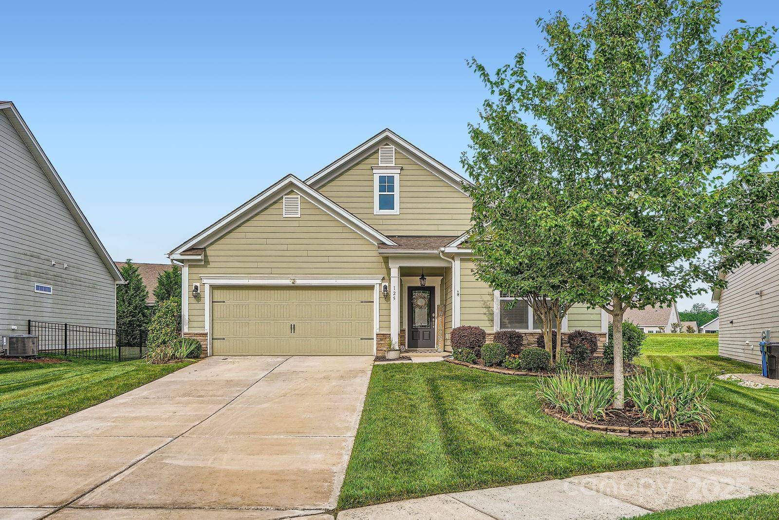Mooresville, NC 28117,125 Rosebay DR