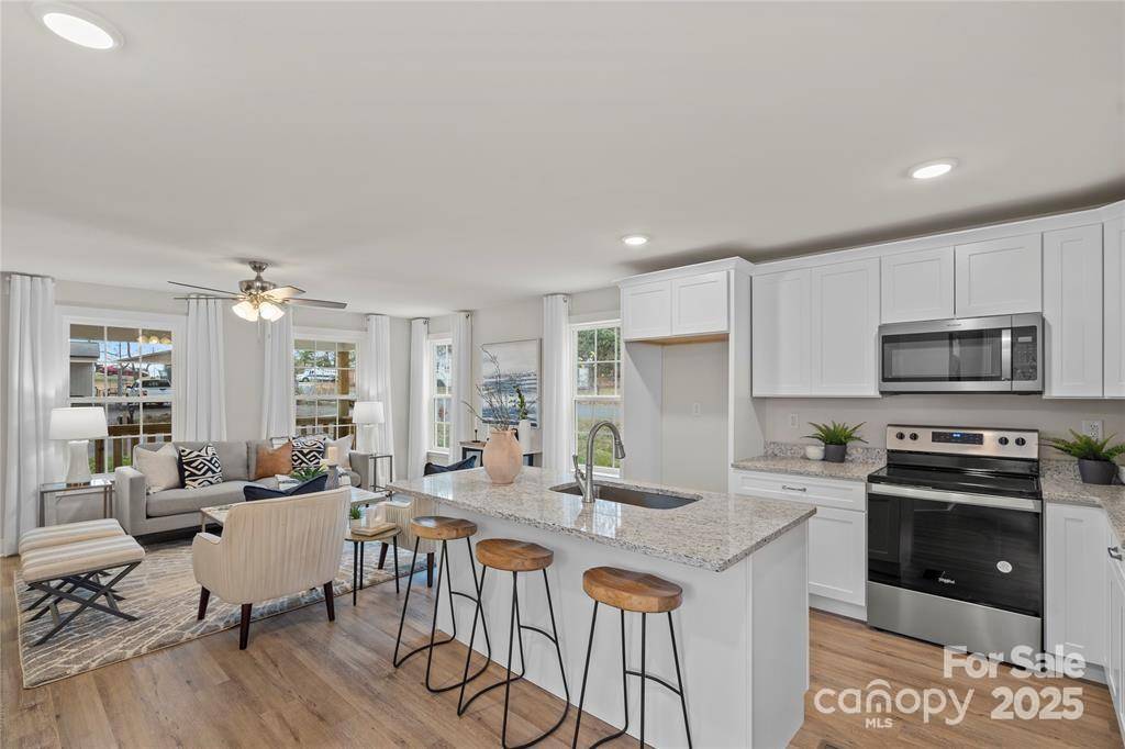 Shelby, NC 28152,203 Putnam ST