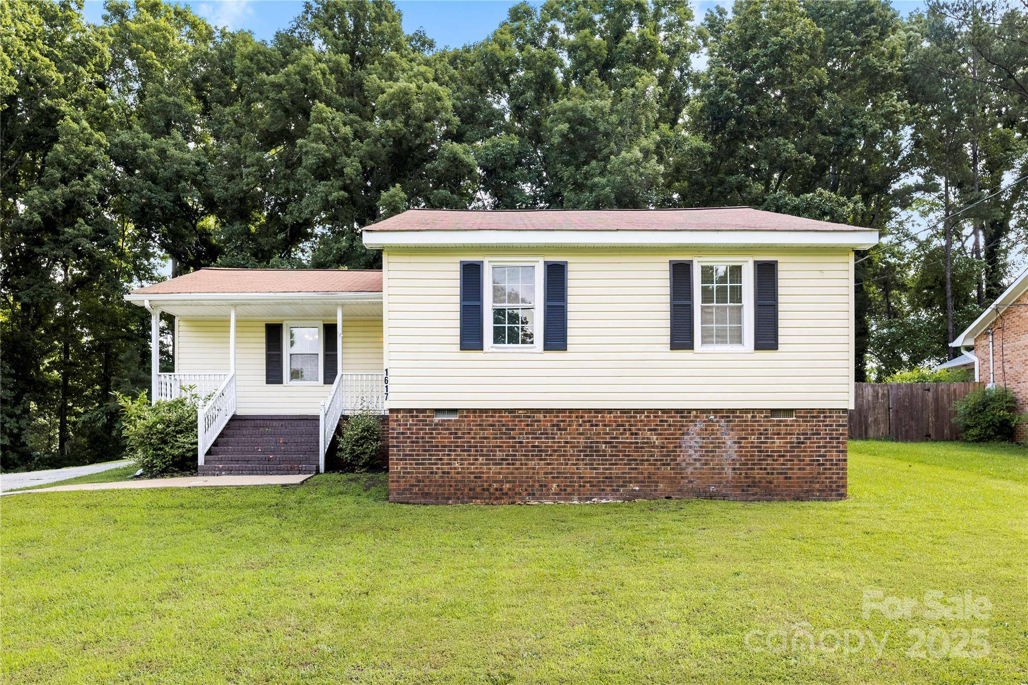 Rock Hill, SC 29732,1617 Mulberry CIR
