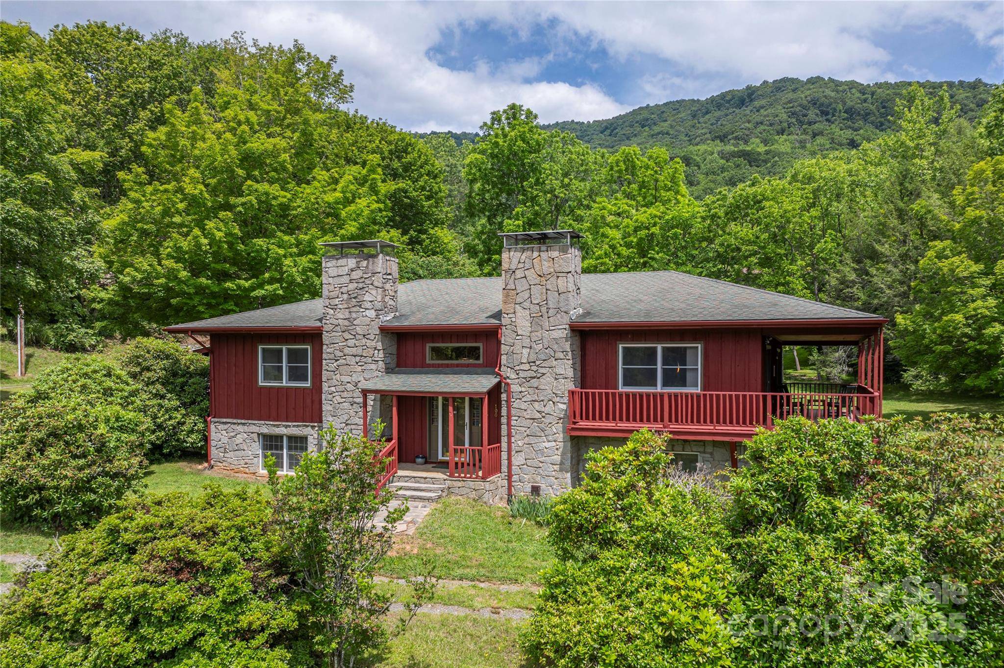 Waynesville, NC 28786,100 Bird Creek DR