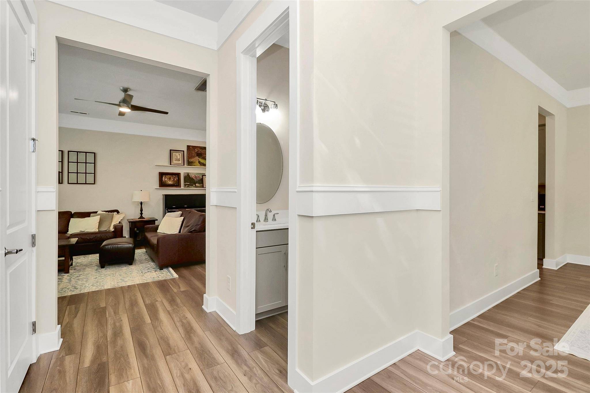 Matthews, NC 28105,5129 Whitman AVE