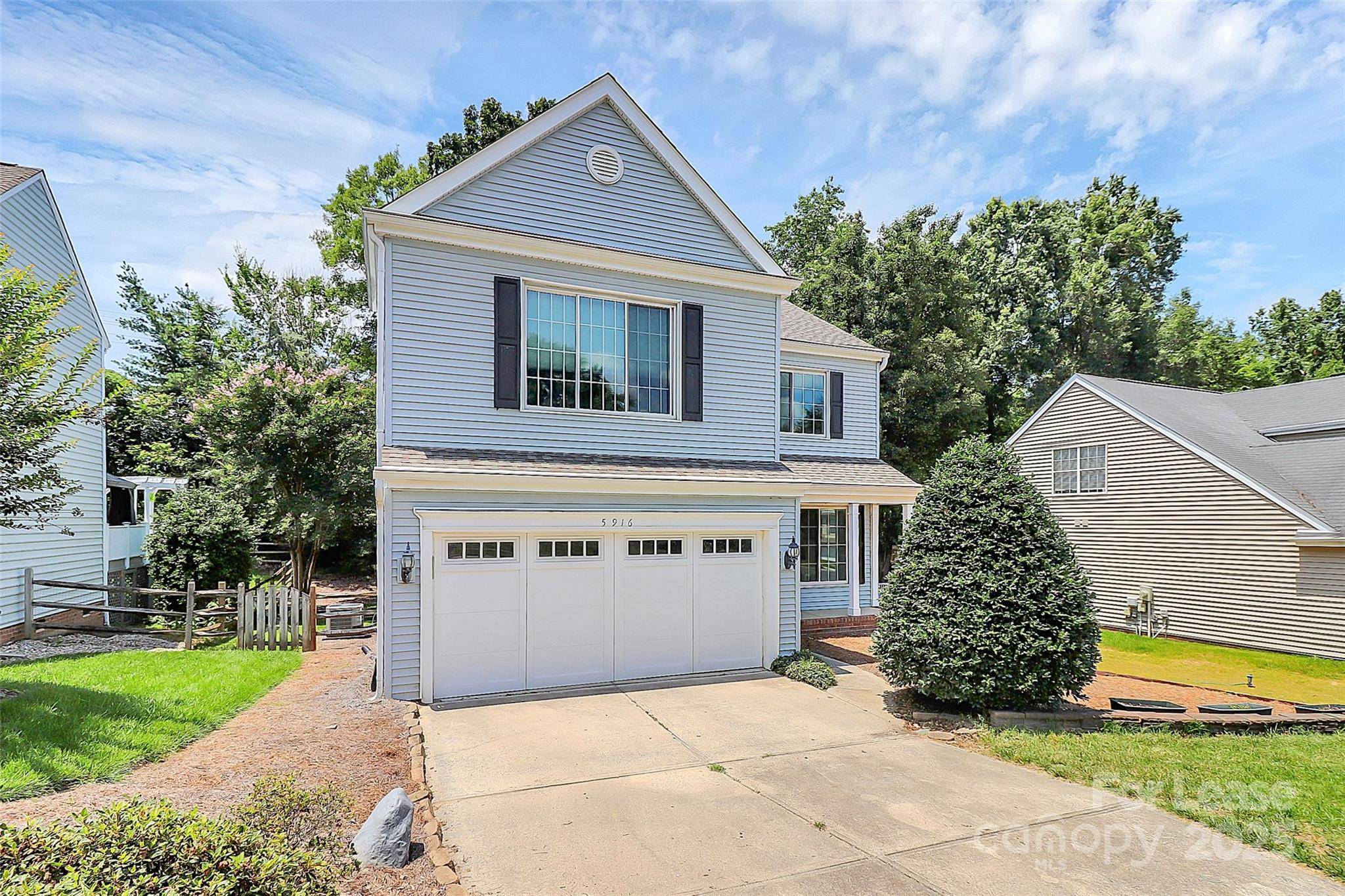 Charlotte, NC 28269,5916 Downfield Wood DR
