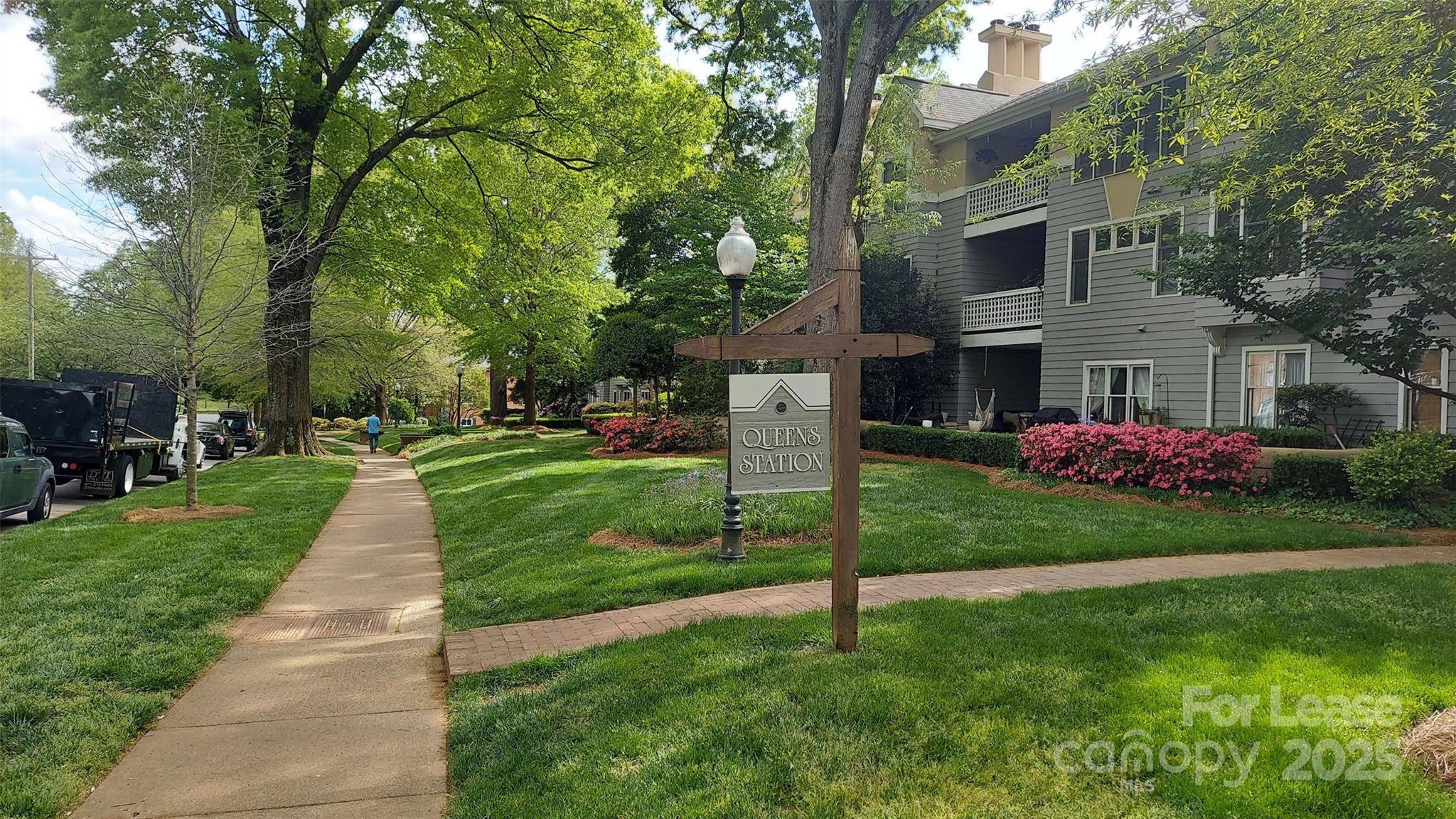 Charlotte, NC 28204,226 Queens RD #68