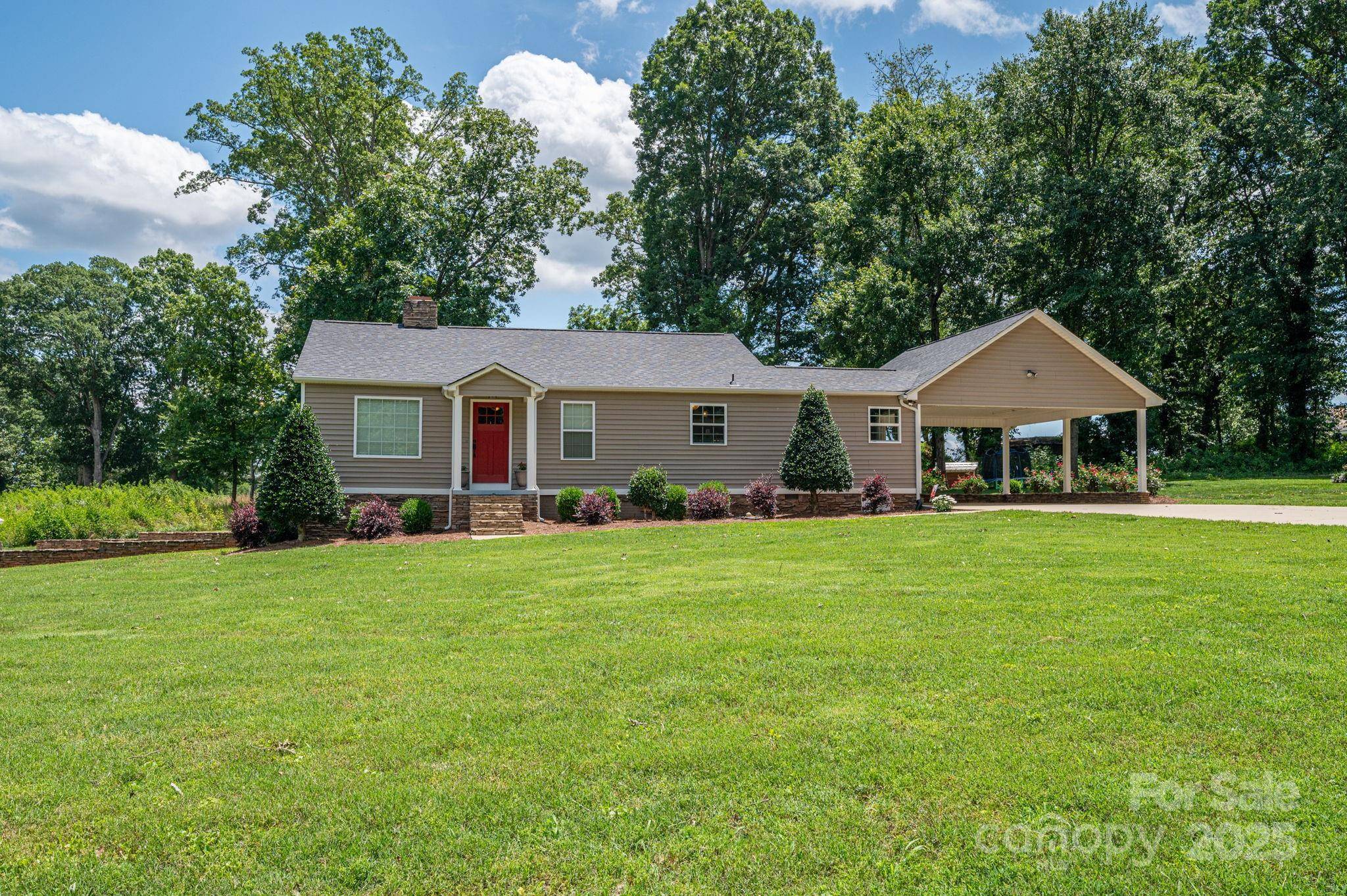 Lincolnton, NC 28092,4441 Jim Wise RD