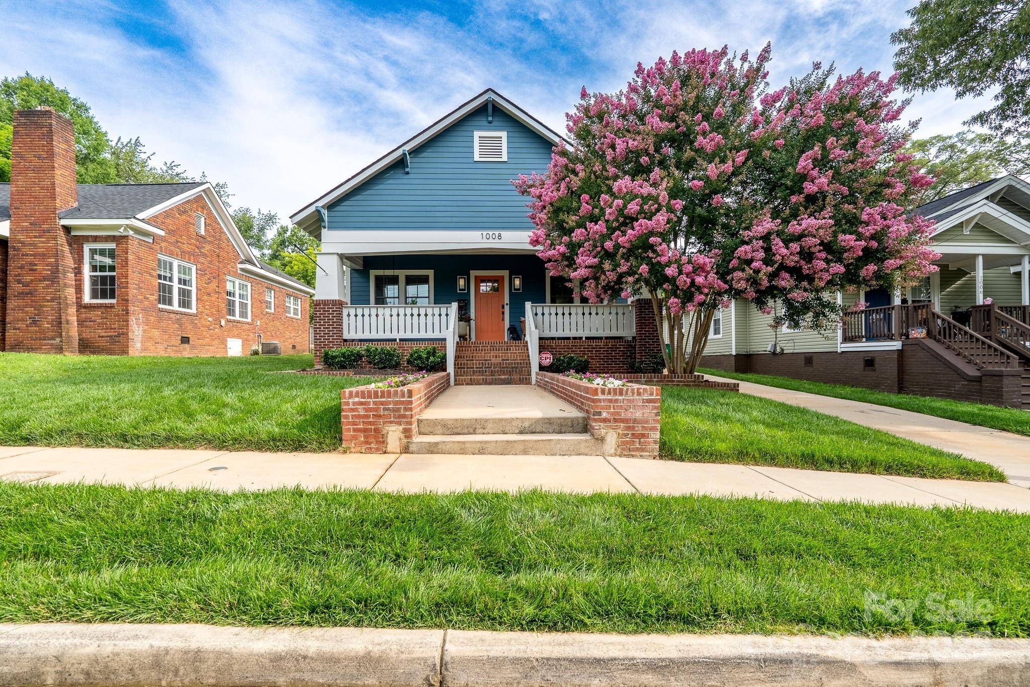 Charlotte, NC 28208,1008 Vanizer ST