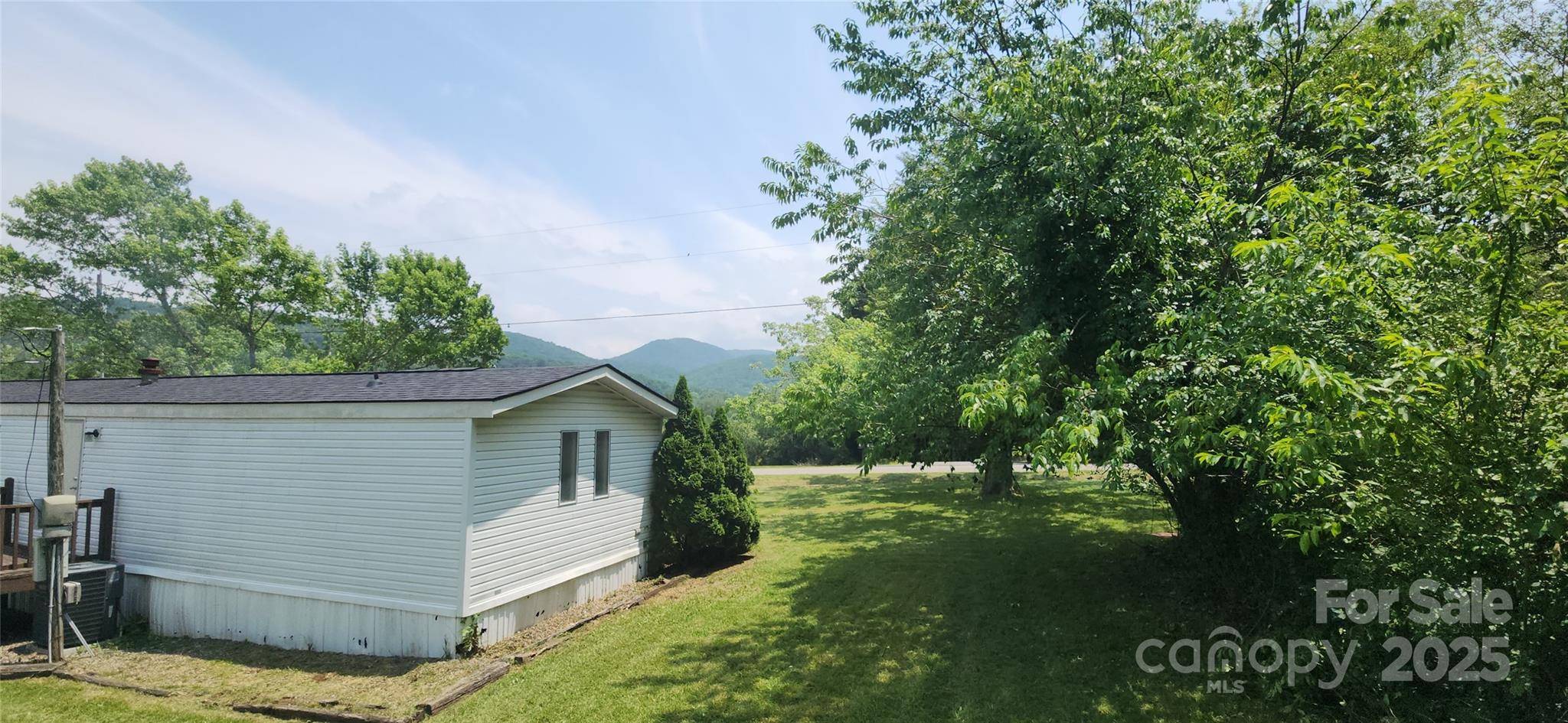 Candler, NC 28715,67 Brown Lynch RD