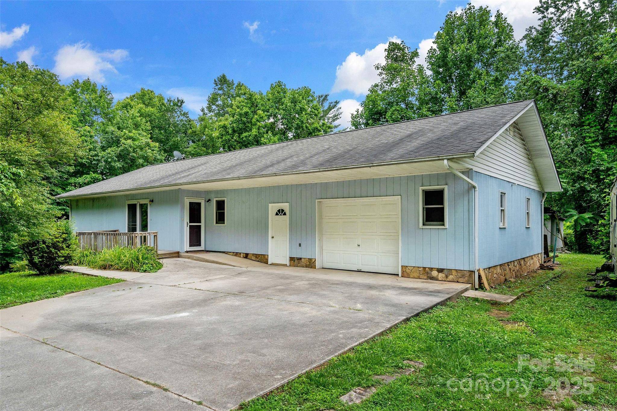 Marion, NC 28752,2526 Hankins RD