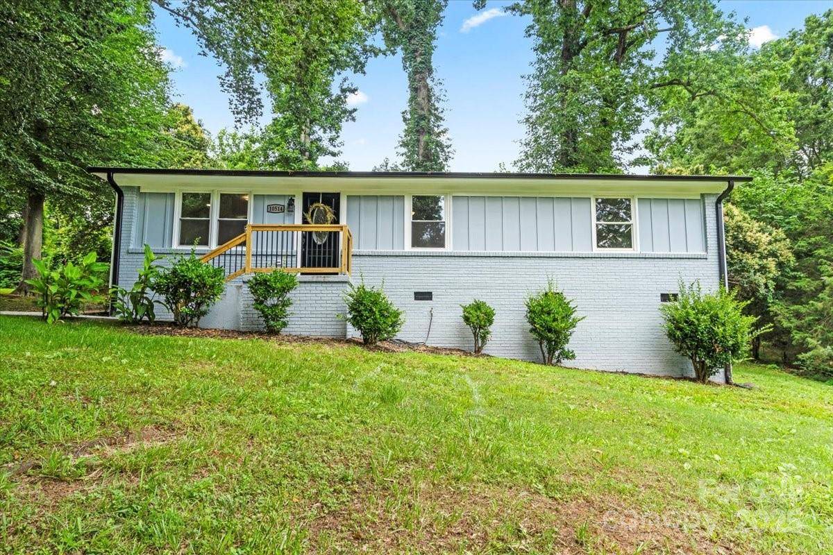 Charlotte, NC 28214,10514 Harbor DR