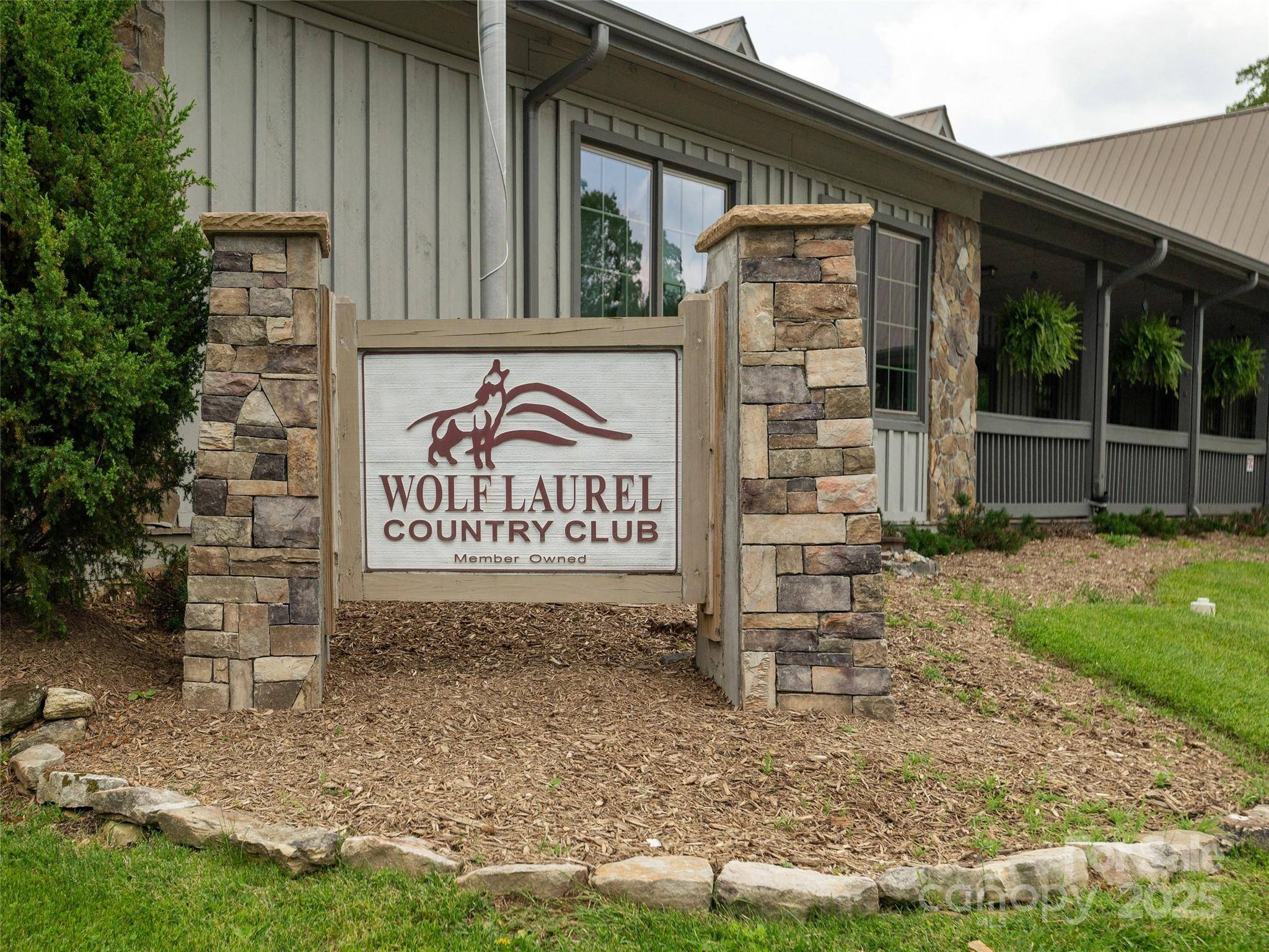 Mars Hill, NC 28754,000 Puncheon LN #174