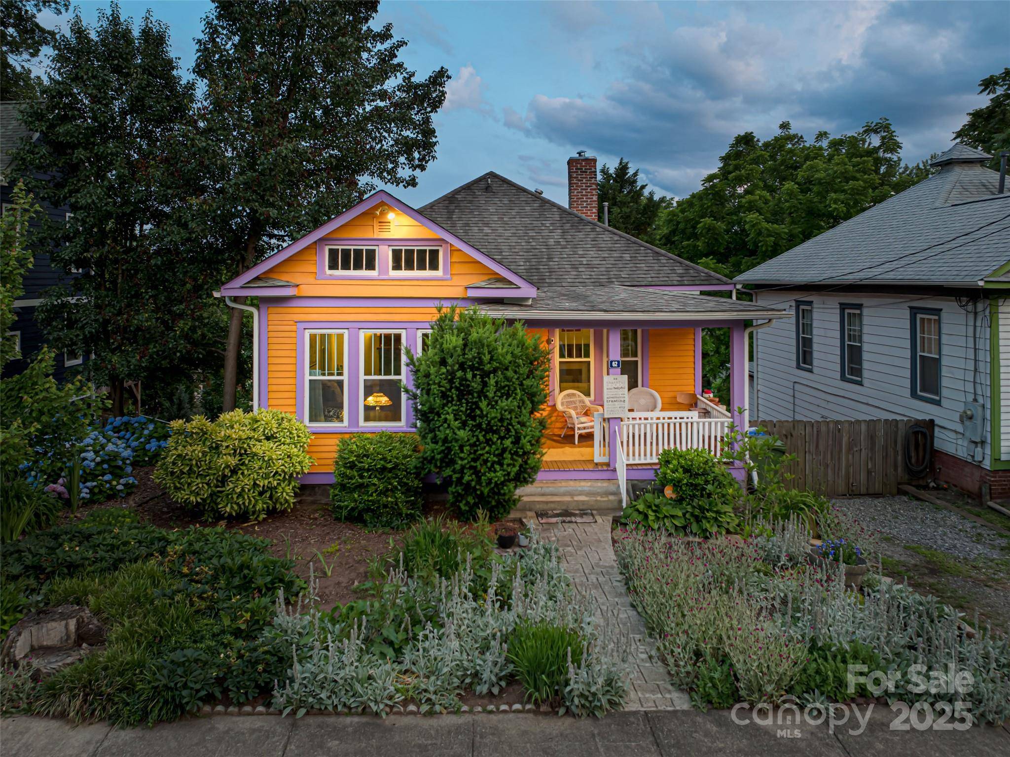 Asheville, NC 28801,62 Bartlett ST