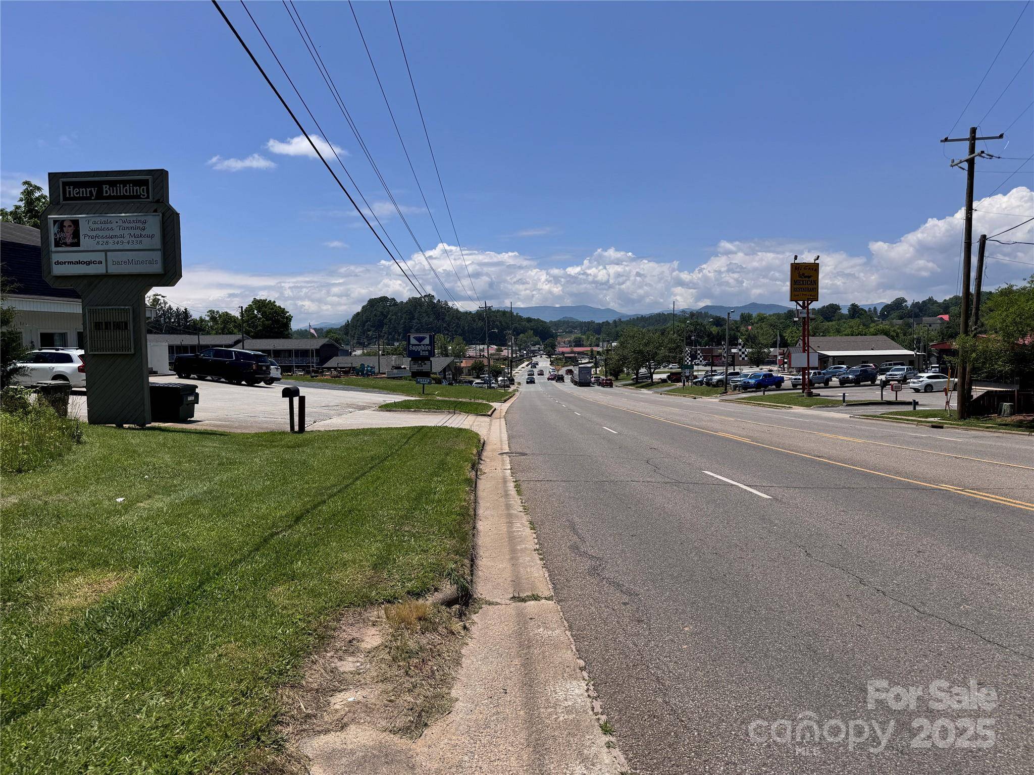 Franklin, NC 28734,130 N 1st ST