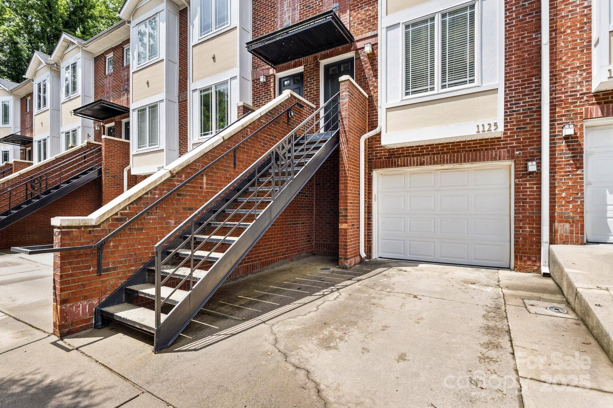 Charlotte, NC 28209,1125 Kurt CT