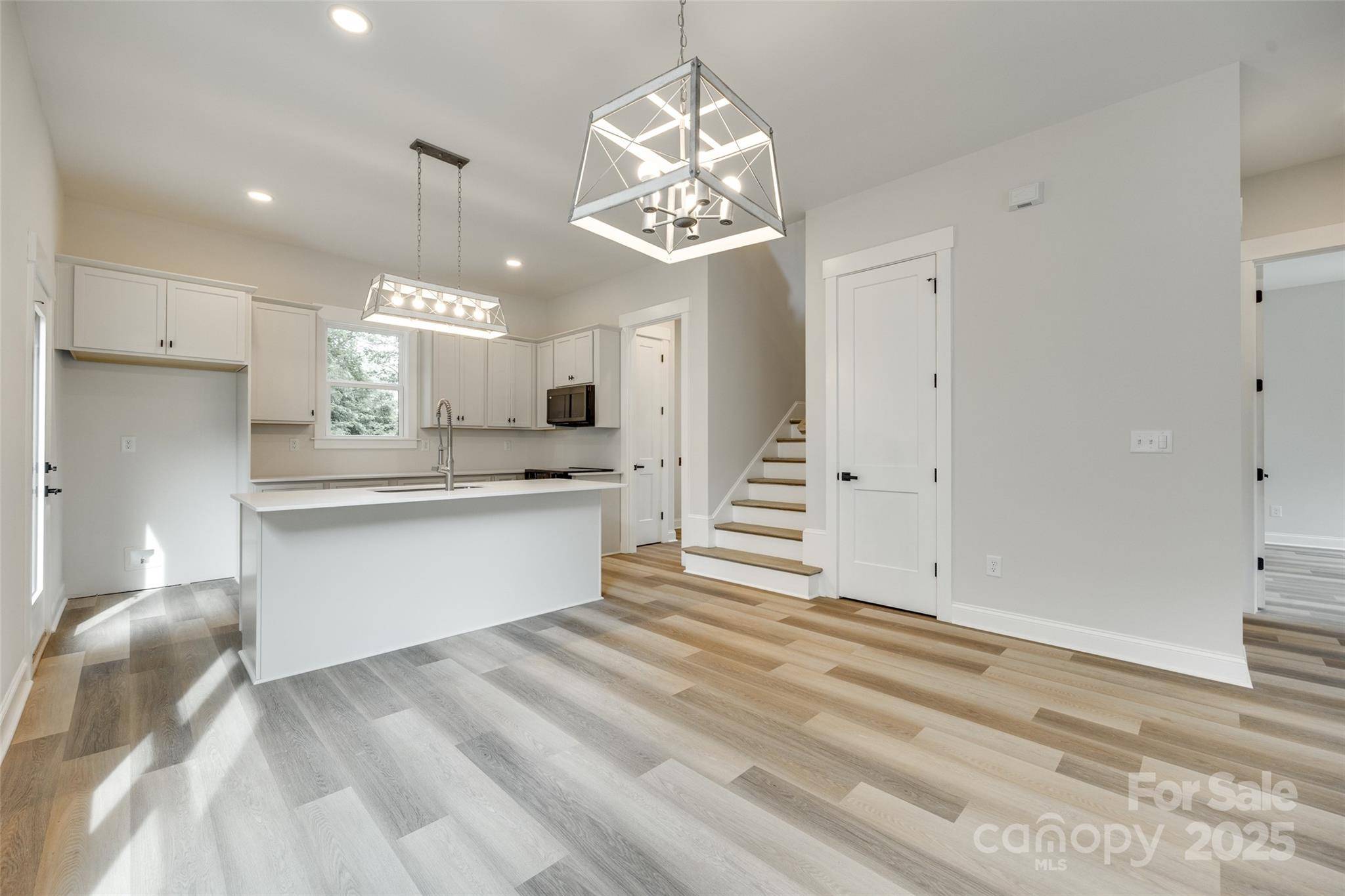Belmont, NC 28012,513 Sacco ST